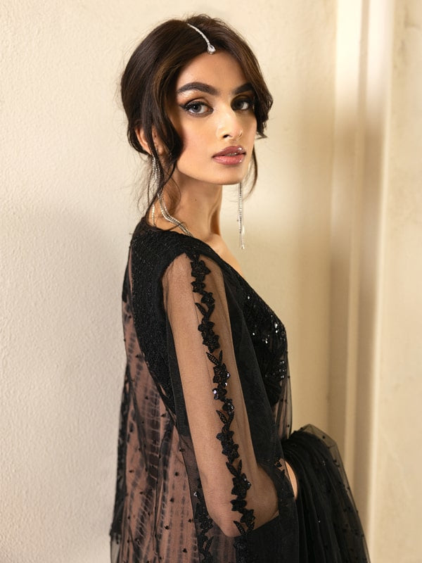 Caia | Mahiri Luxury Edit’24 | DUSK - Khanumjan  Pakistani Clothes and Designer Dresses in UK, USA 