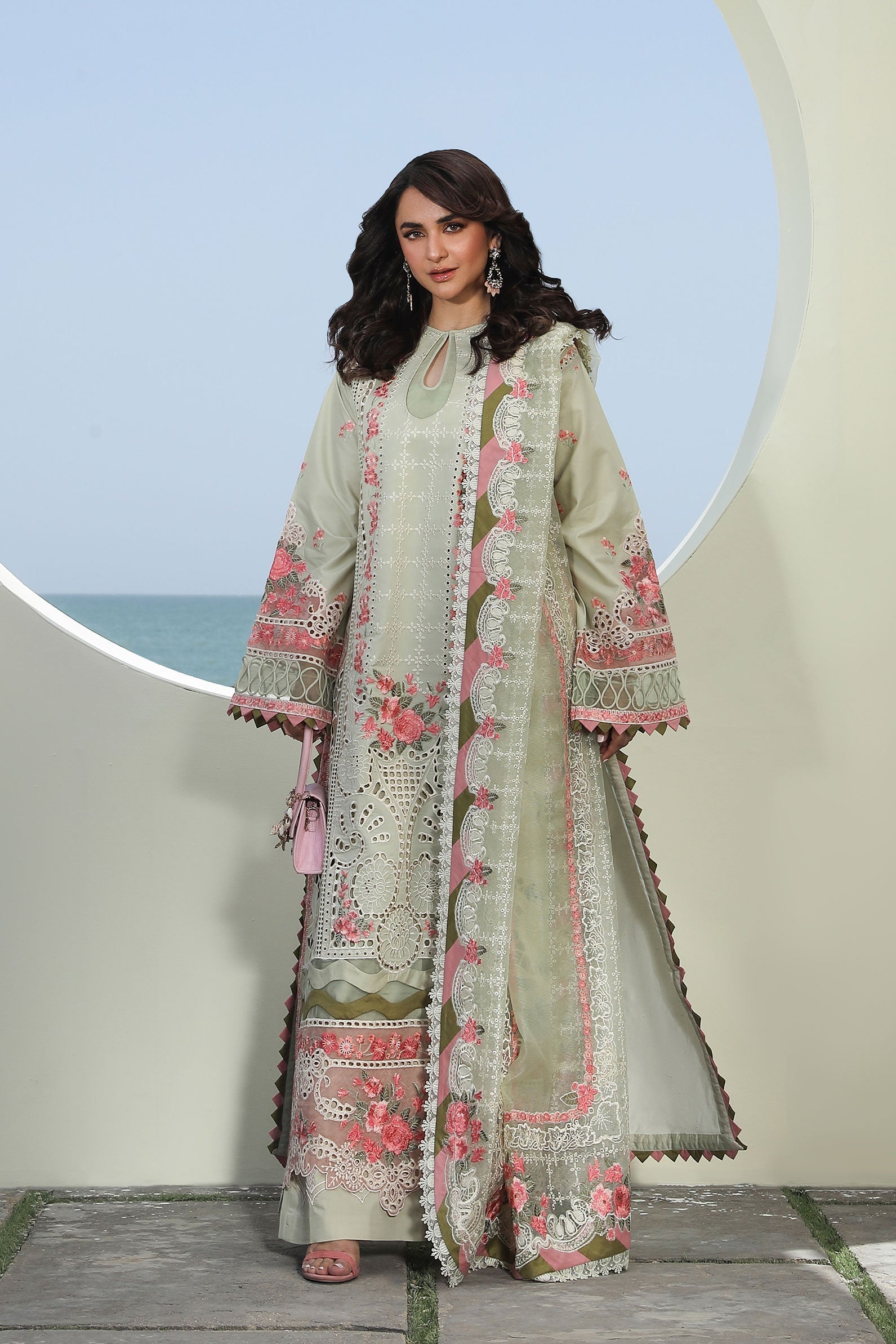 Maryam Hussain | Luxury Lawn 24 | HAVANA - Khanumjan  Pakistani Clothes and Designer Dresses in UK, USA 