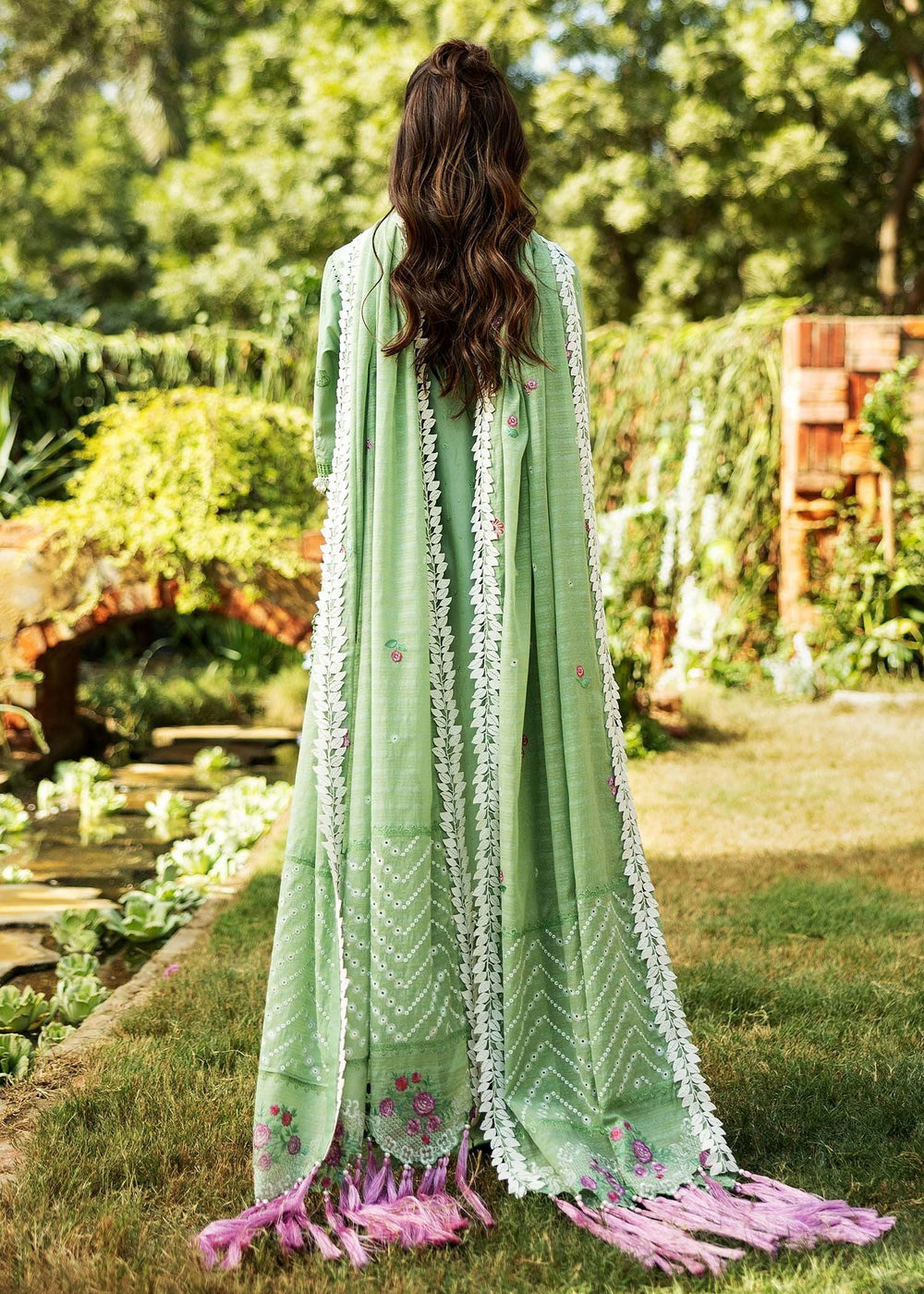 Sadaf Fawad Khan | Siraa Lawn 25 | FRENCH HEARTS - A