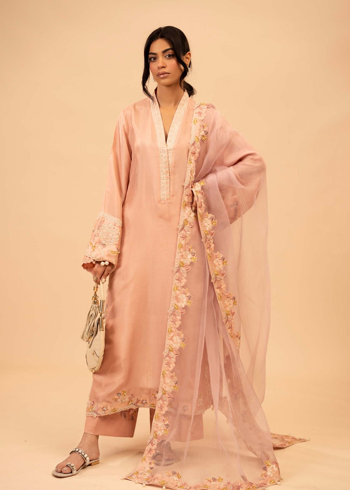 Mahgul | Emerald Hill Formals | Misty Pink - Khanumjan  Pakistani Clothes and Designer Dresses in UK, USA 