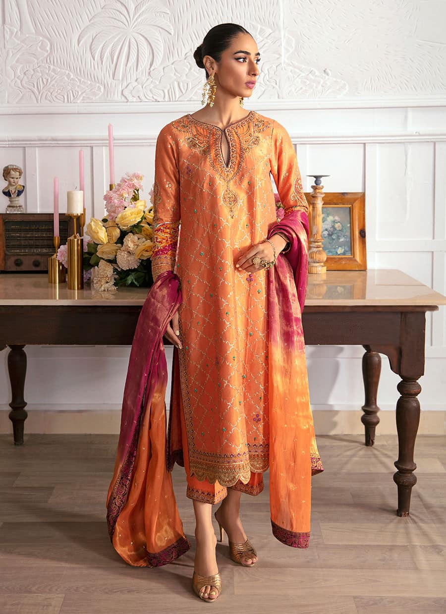 Farah Talib Aziz | Mayna Festive Luxe | ALEEN APRICOT - Khanumjan  Pakistani Clothes and Designer Dresses in UK, USA 