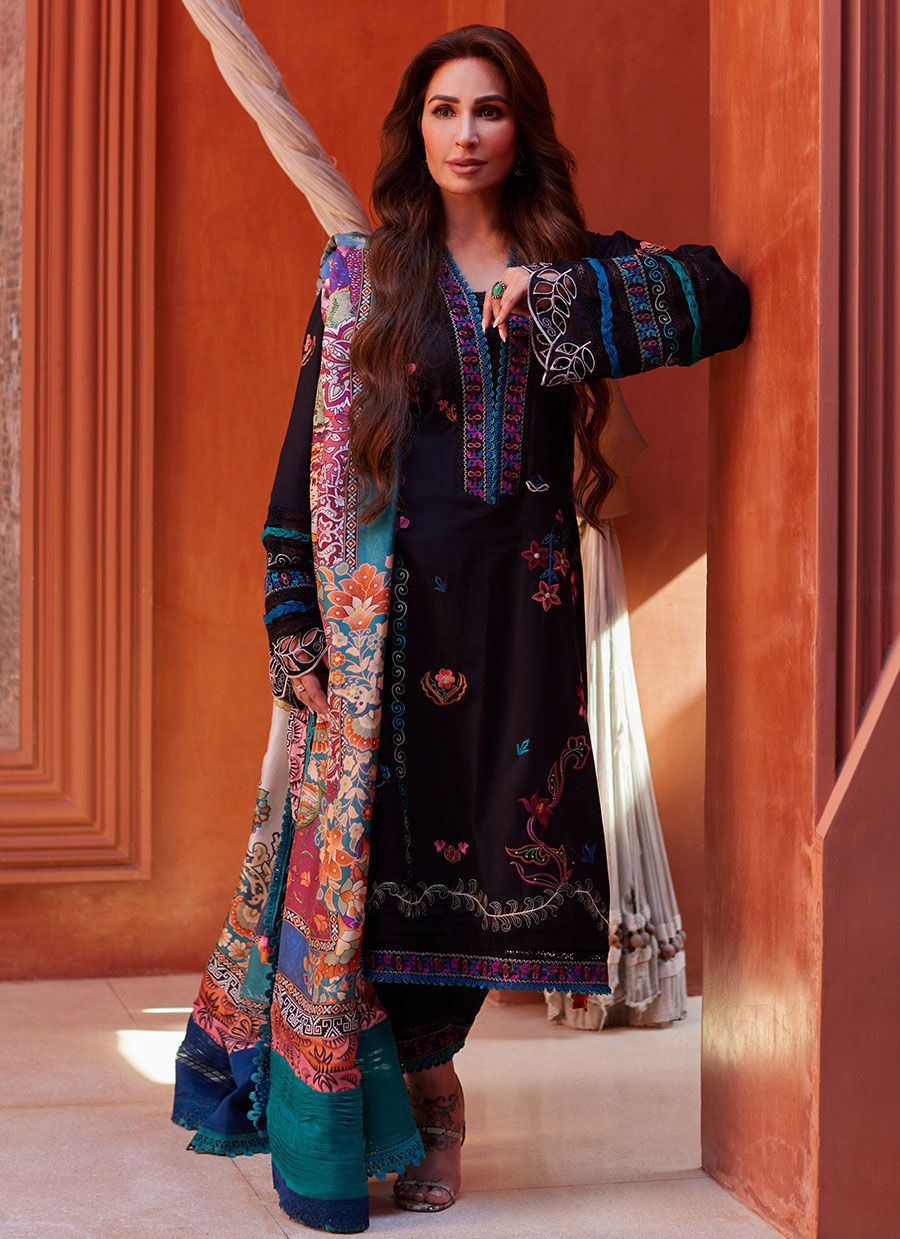 Farah Talib Aziz | Suay Lawn 24 | ILARIA BLACK - Khanumjan  Pakistani Clothes and Designer Dresses in UK, USA 