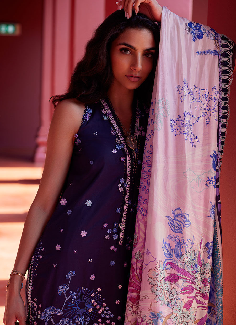 Farah Talib Aziz | Suay Lawn 24 | IZEA BLUE - Khanumjan  Pakistani Clothes and Designer Dresses in UK, USA 