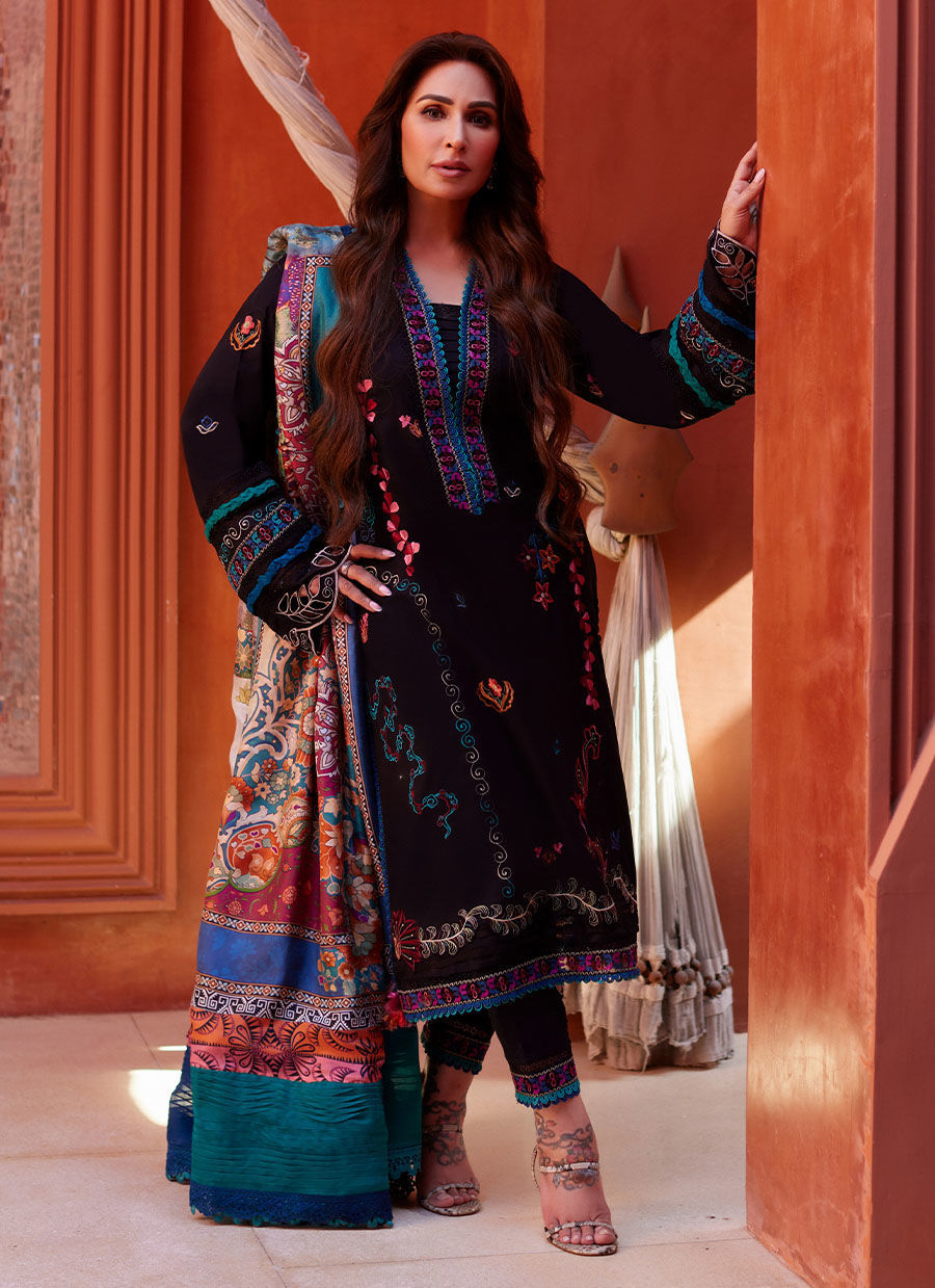 Farah Talib Aziz | Suay Lawn 24 | ILARIA BLACK - Khanumjan  Pakistani Clothes and Designer Dresses in UK, USA 