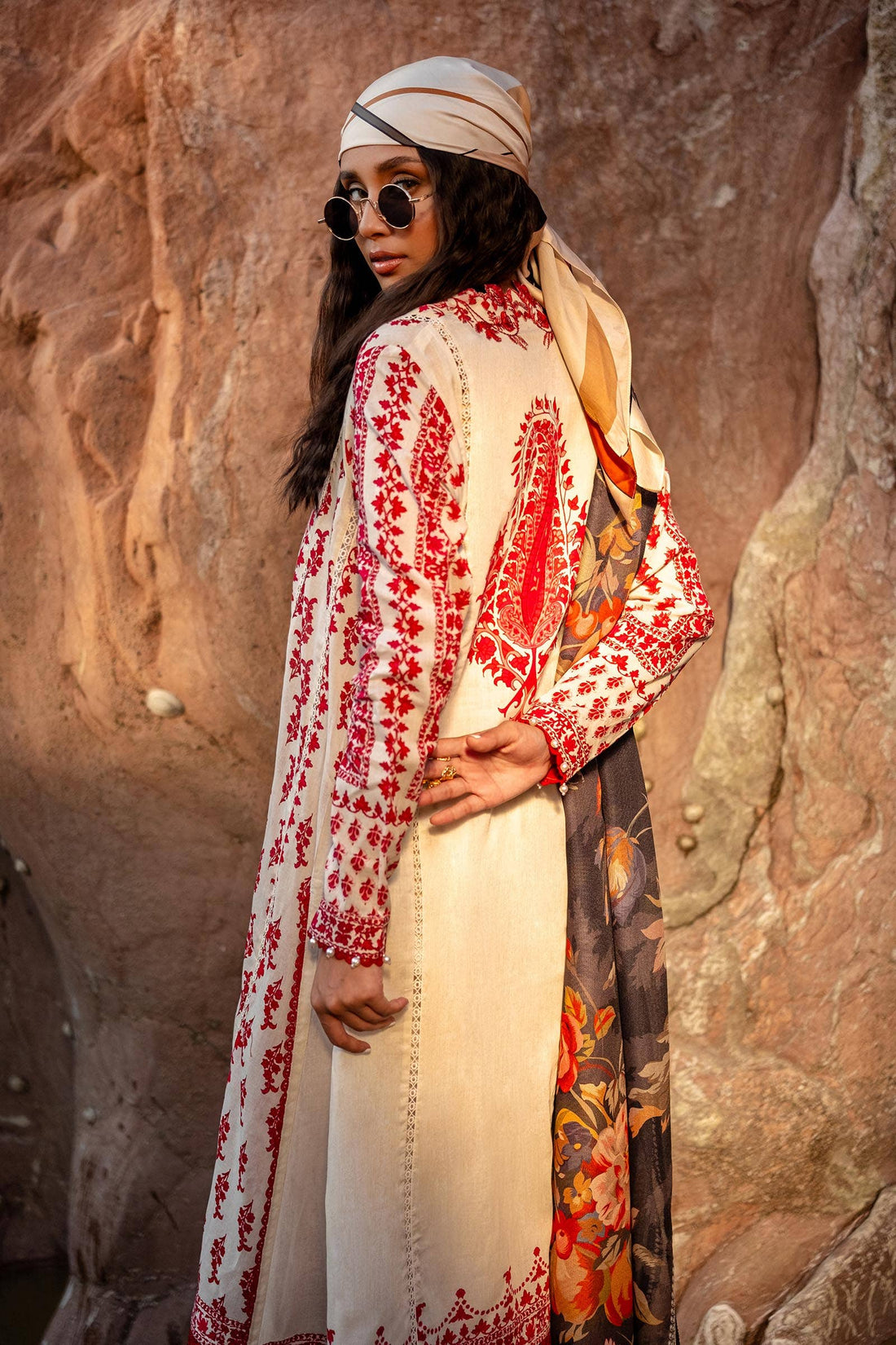 Sana Safinaz | Mahay Spring 24 | H241-006B-2BS - Khanumjan  Pakistani Clothes and Designer Dresses in UK, USA 