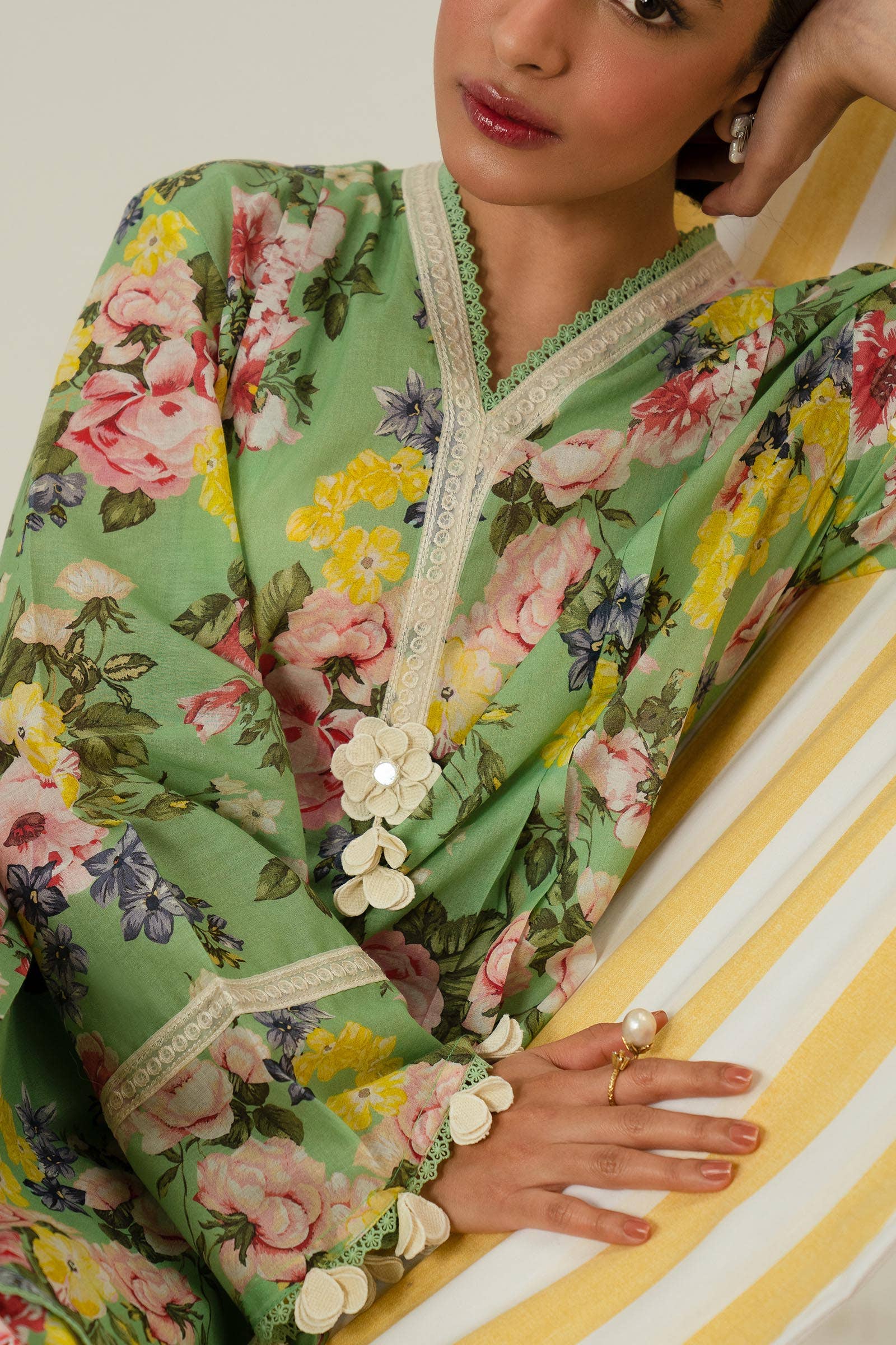 Sana Safinaz | Mahay Summer Lawn 24 | S-35 - Khanumjan  Pakistani Clothes and Designer Dresses in UK, USA 