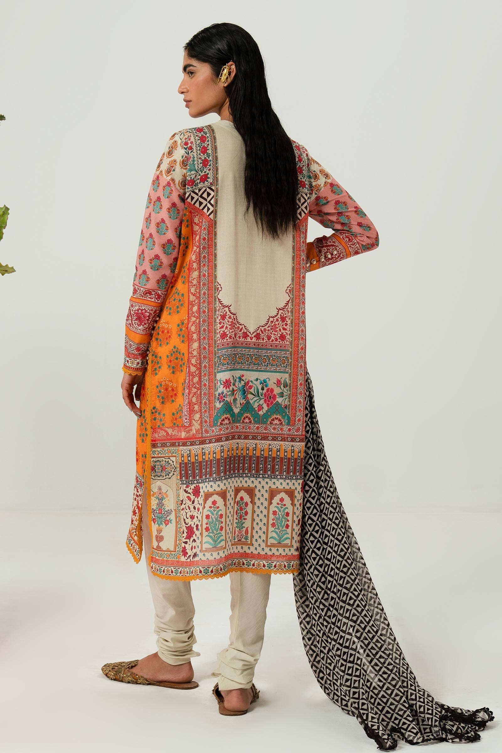 Sana Safinaz | Mahay Summer Lawn 24 | S-25 - Khanumjan  Pakistani Clothes and Designer Dresses in UK, USA 