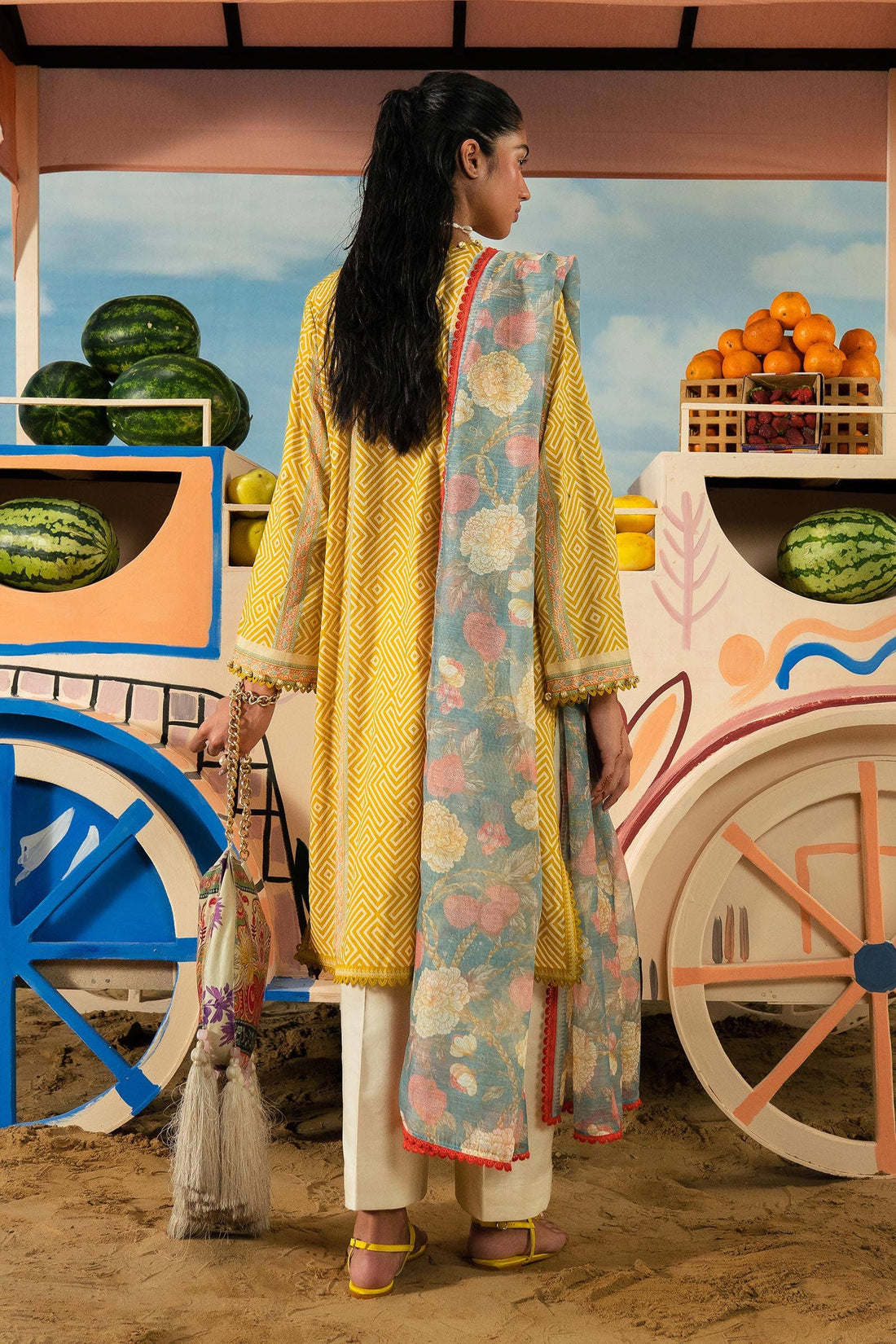 Sana Safinaz | Mahay Summer Lawn 24 | S-18 - Khanumjan  Pakistani Clothes and Designer Dresses in UK, USA 