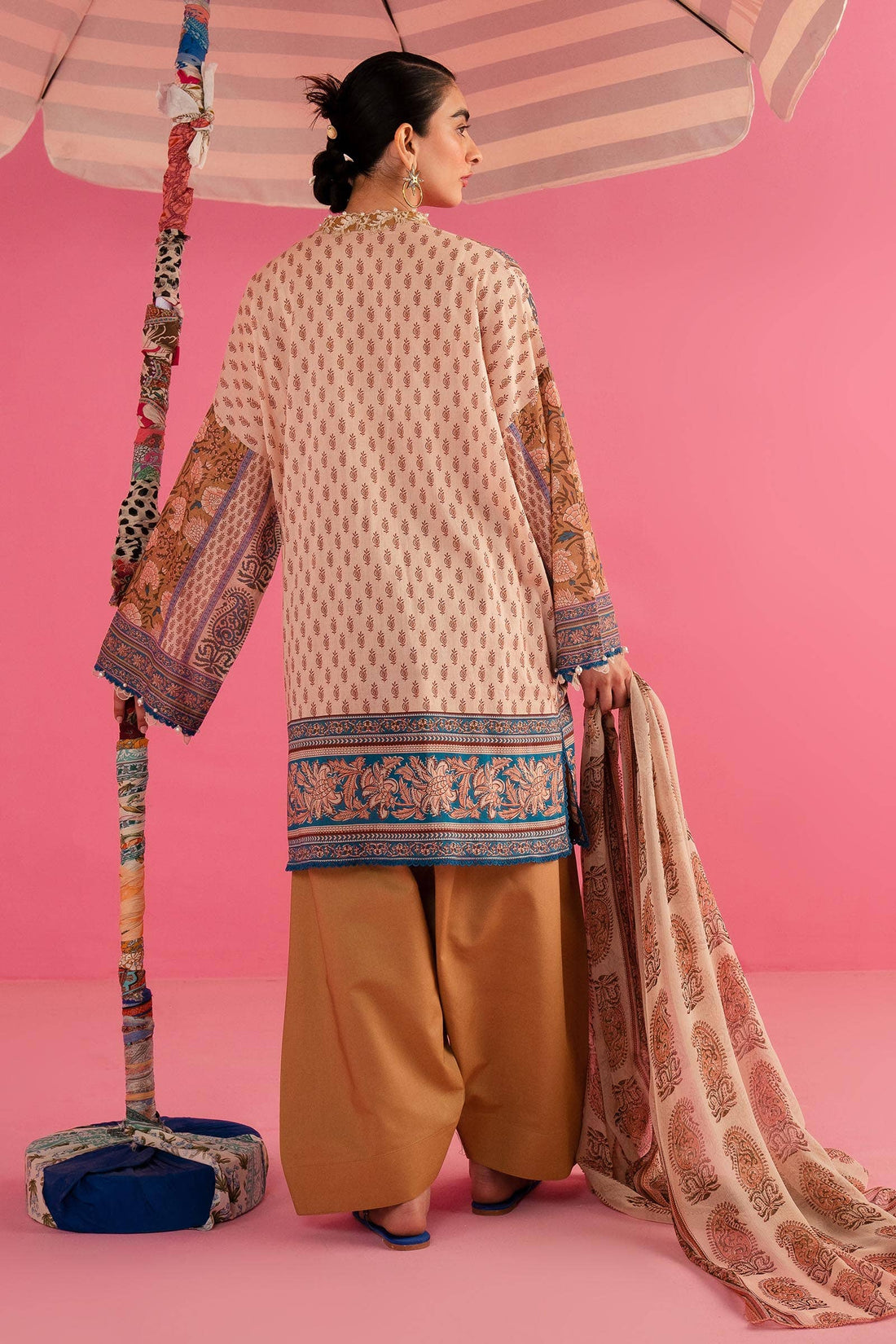 Sana Safinaz | Mahay Summer Lawn 24 | S-03 - Khanumjan  Pakistani Clothes and Designer Dresses in UK, USA 