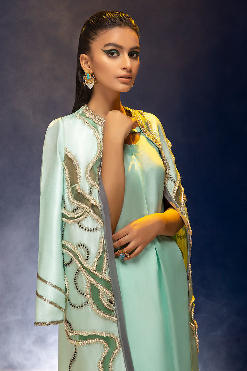 Haute Form | Luxury Pret | MUSE - Khanumjan  Pakistani Clothes and Designer Dresses in UK, USA 