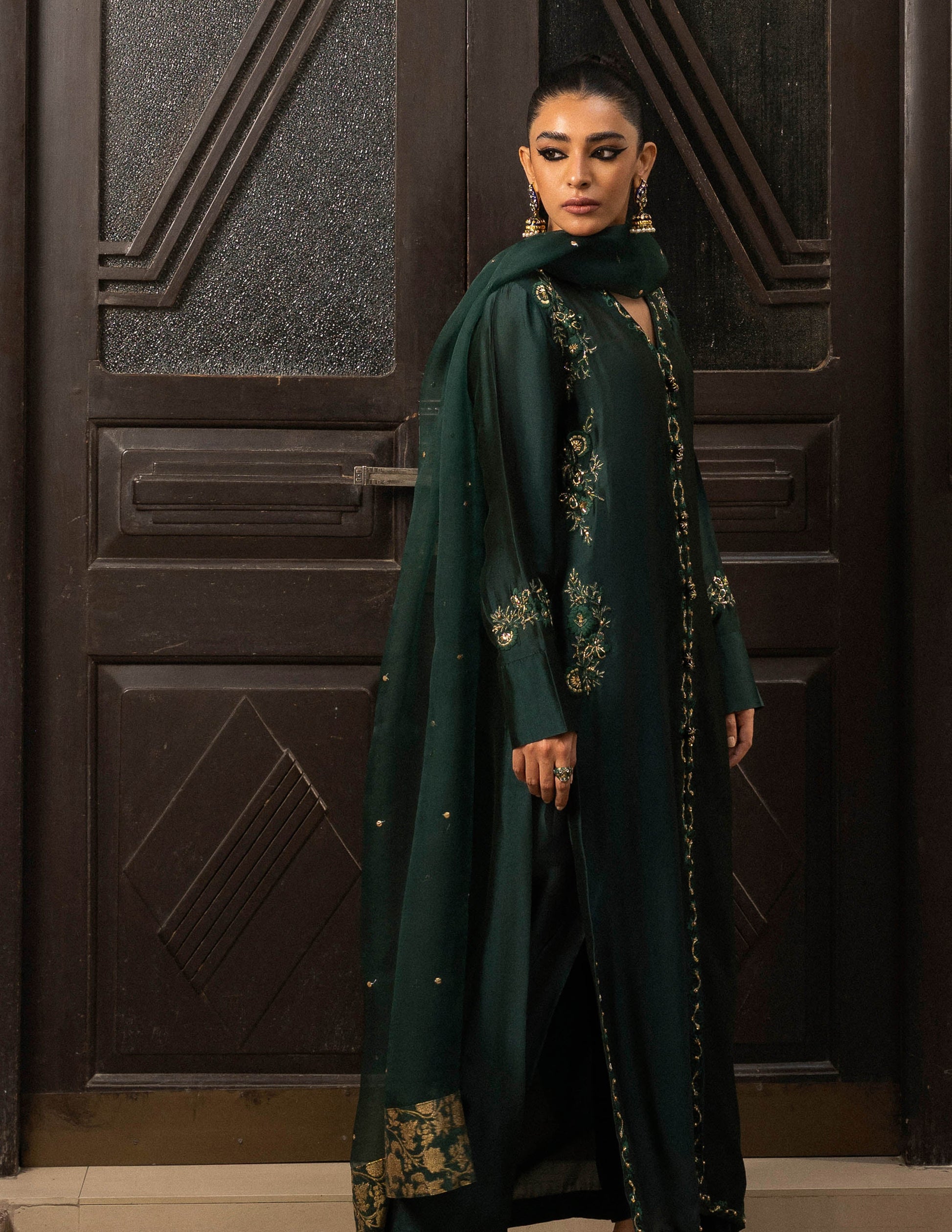 Hue Pret | Arth Festive Collection | Eshal - Khanumjan  Pakistani Clothes and Designer Dresses in UK, USA 