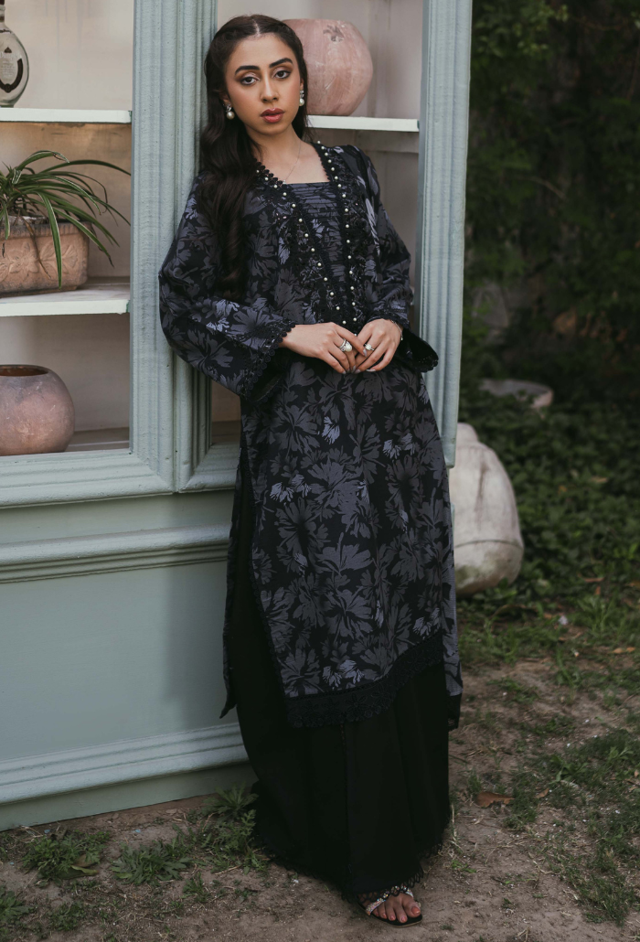 Humdum | Gardenia Lawn | D04 - Khanumjan  Pakistani Clothes and Designer Dresses in UK, USA 