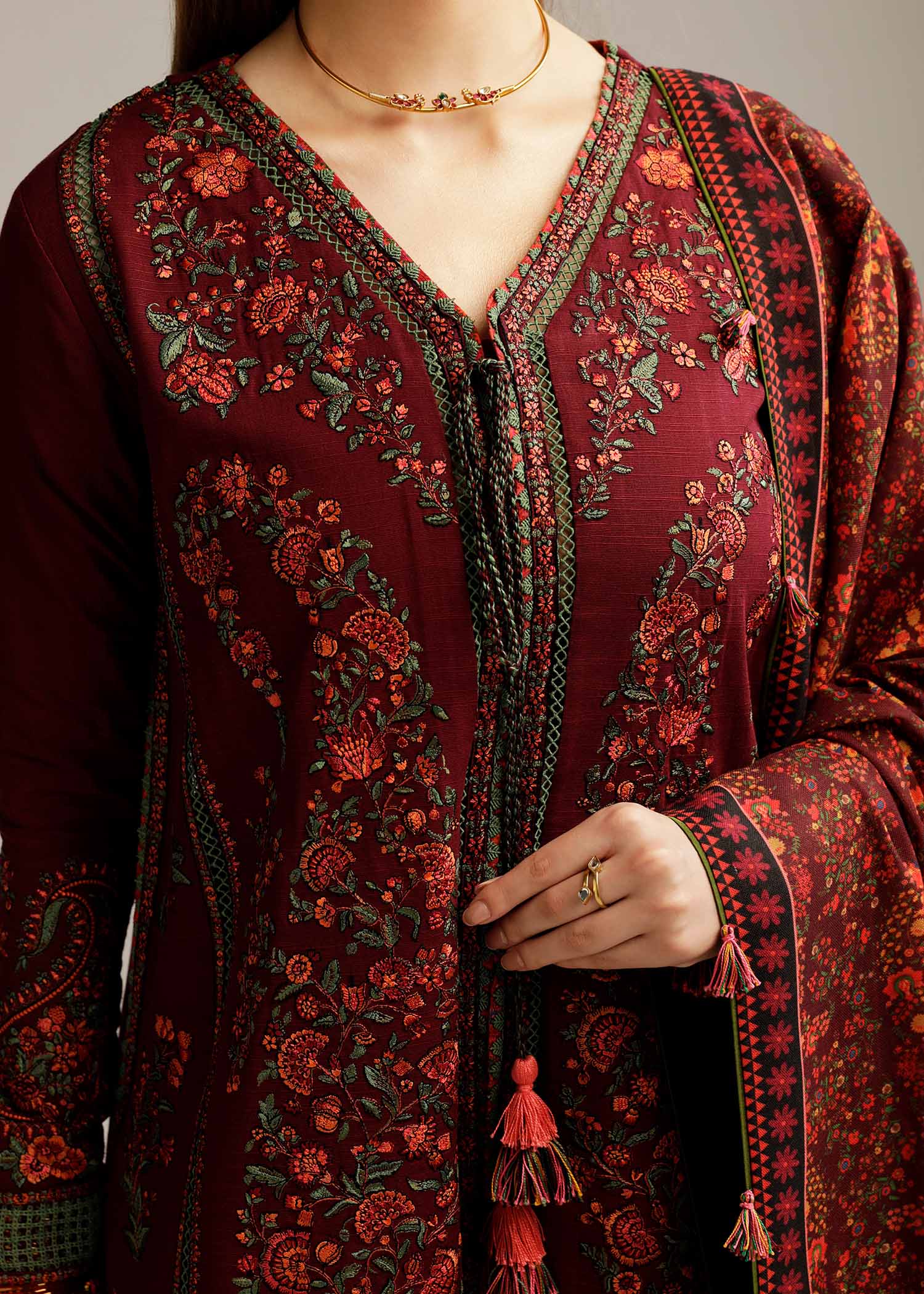 Hussain Rehar | Winter Shawl Khaddar 23 | Ruby - Khanumjan  Pakistani Clothes and Designer Dresses in UK, USA 