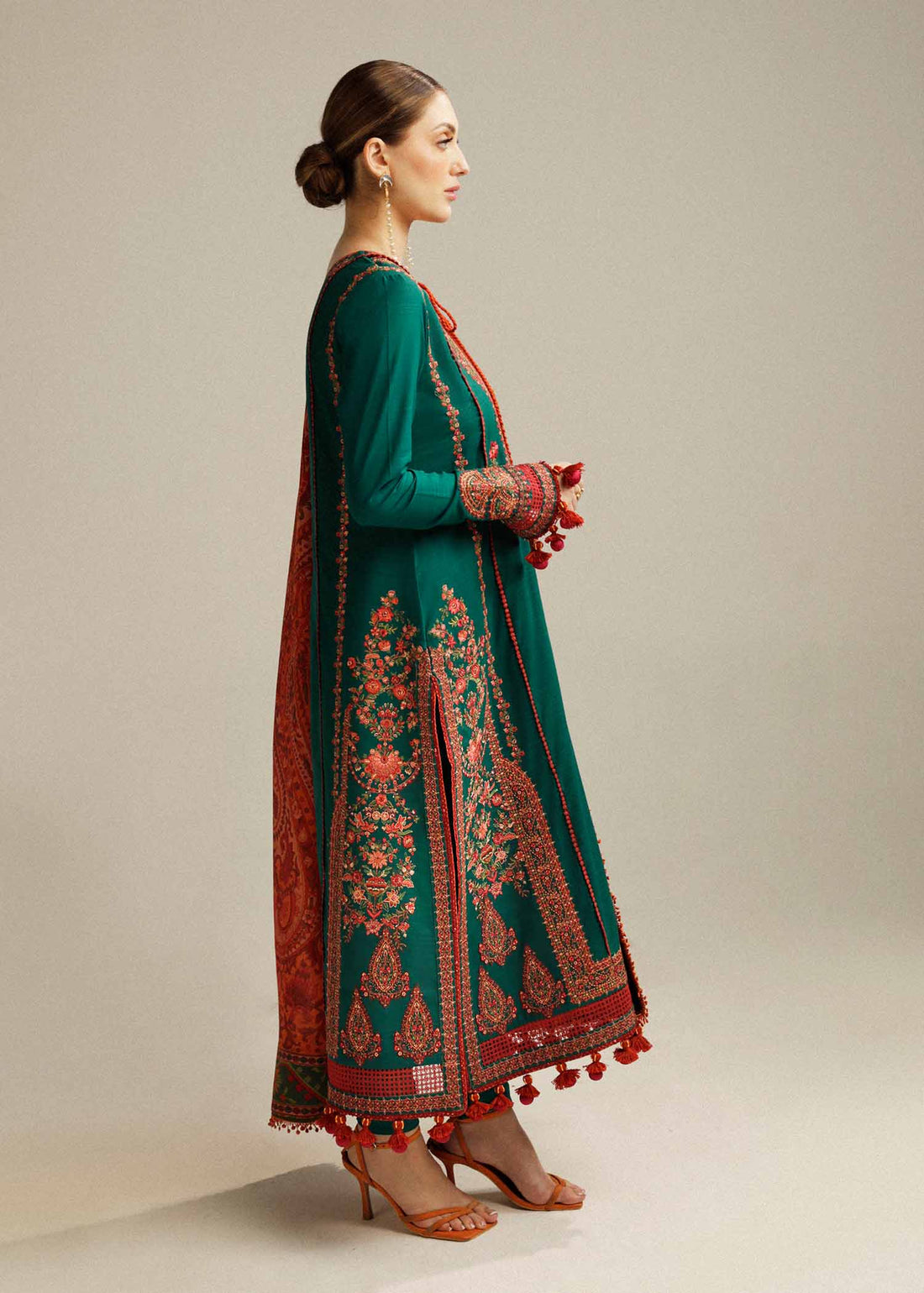 Hussain Rehar | Winter Shawl Khaddar 23 | Marjaan - Khanumjan  Pakistani Clothes and Designer Dresses in UK, USA 