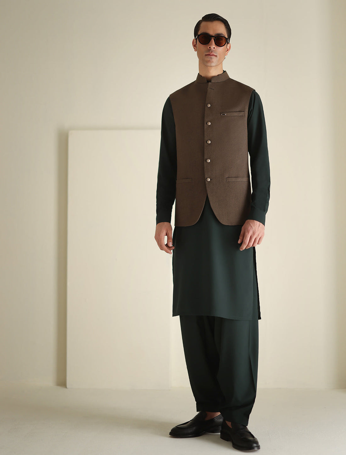 Pakistani Menswear | Ismail Farid - BROWN WAISTCOAT - Khanumjan  Pakistani Clothes and Designer Dresses in UK, USA 