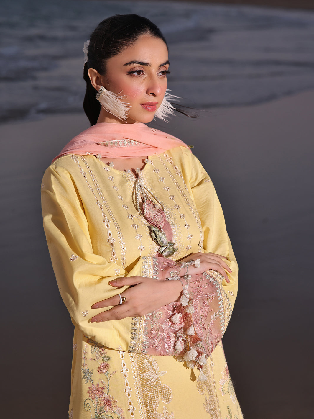 Izel | Saahil Signature Lawn 24 | MUSHQ - Khanumjan  Pakistani Clothes and Designer Dresses in UK, USA 