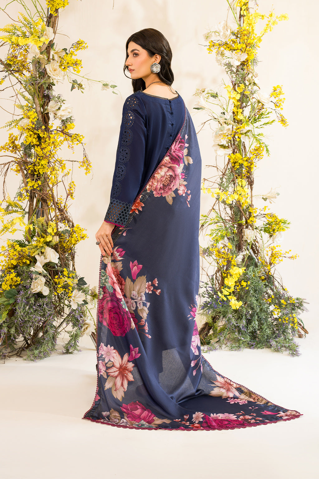 Iznik | Lawnkari 24 | UE-163 BLOOMEASE - Khanumjan  Pakistani Clothes and Designer Dresses in UK, USA 