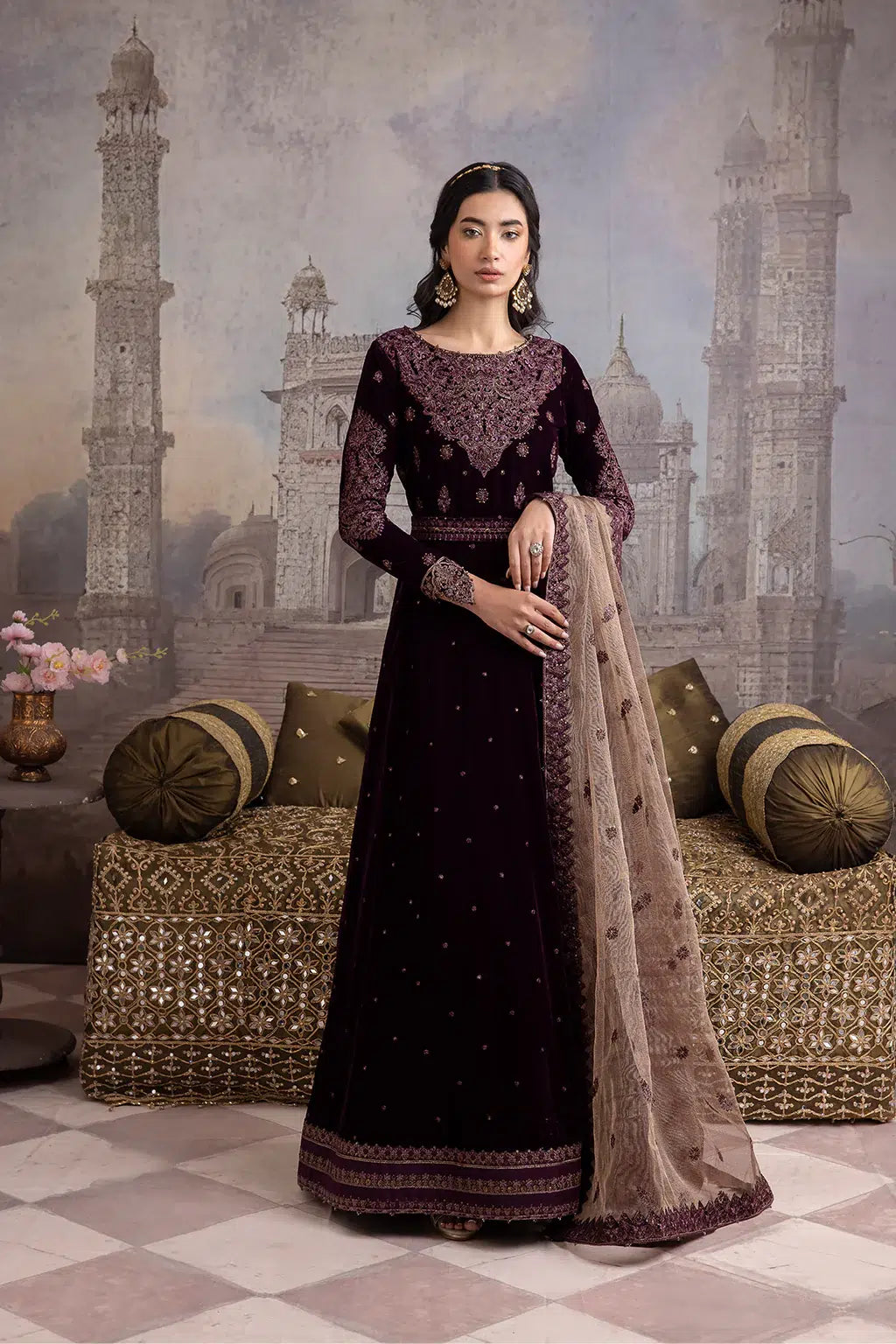 Iznik | Festive Velvet 23 | IV-36 ELAHEH - Khanumjan  Pakistani Clothes and Designer Dresses in UK, USA 