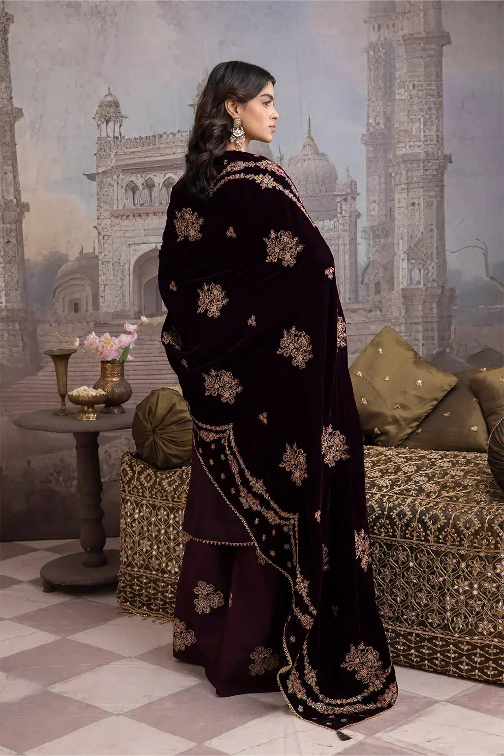 Iznik | Festive Velvet 23 | IV-32 ZARIN - Khanumjan  Pakistani Clothes and Designer Dresses in UK, USA 