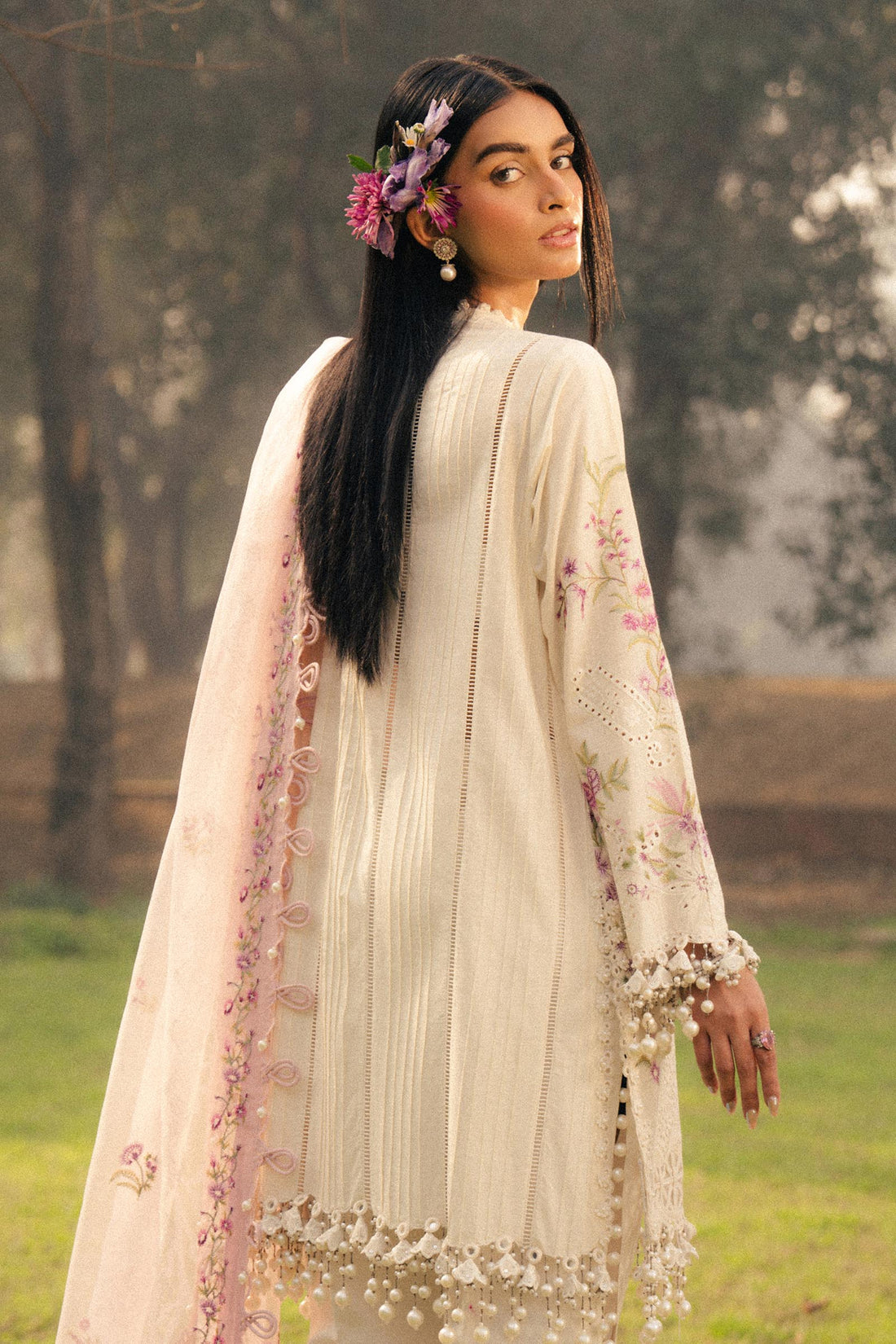 Sana Safinaz | Luxury Lawn 25 | L251-001A-3CT