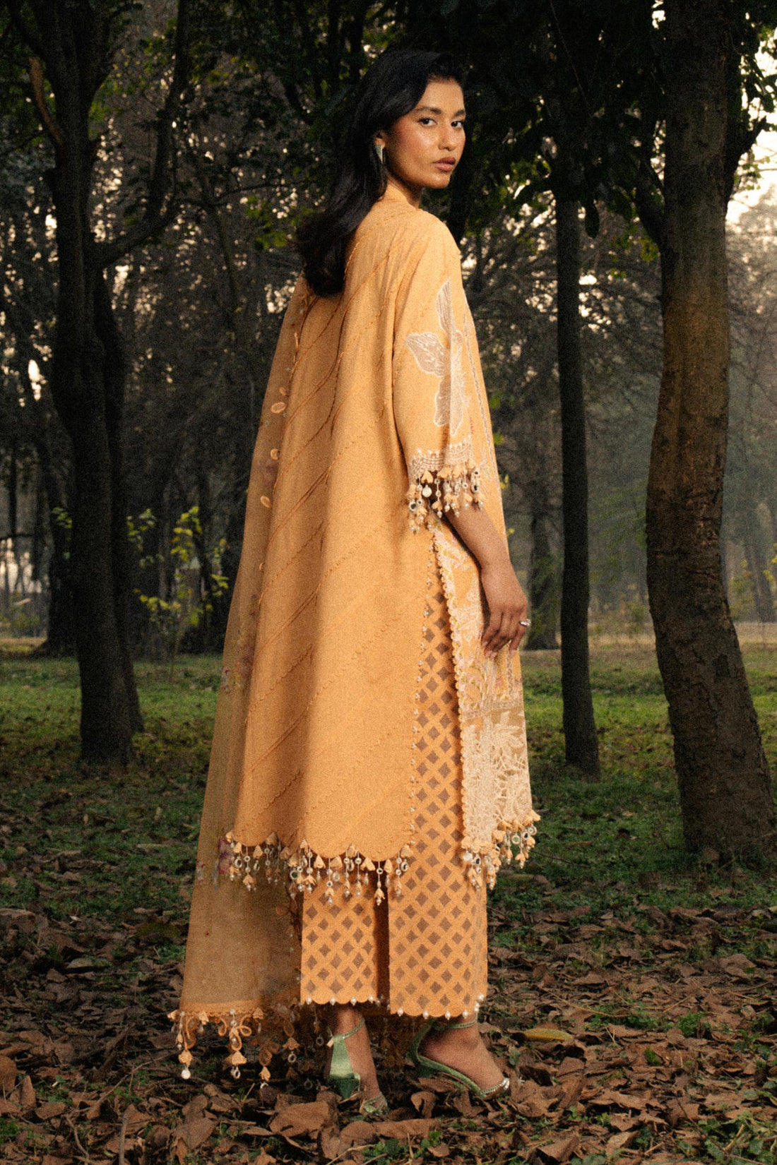 Sana Safinaz | Luxury Lawn 25 | L251-008B-3CT