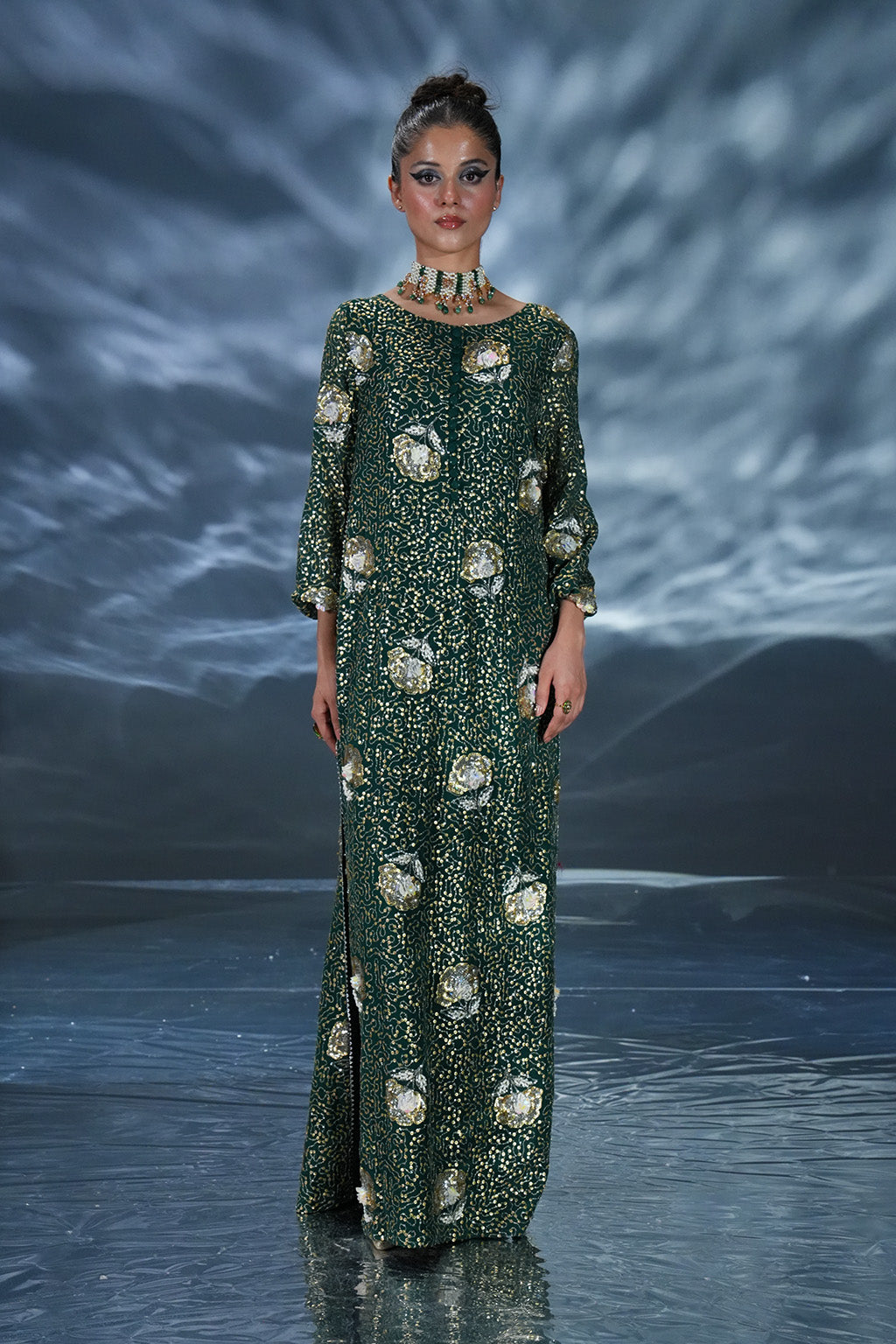 Amave | Oro Luxury Wear | AM-07