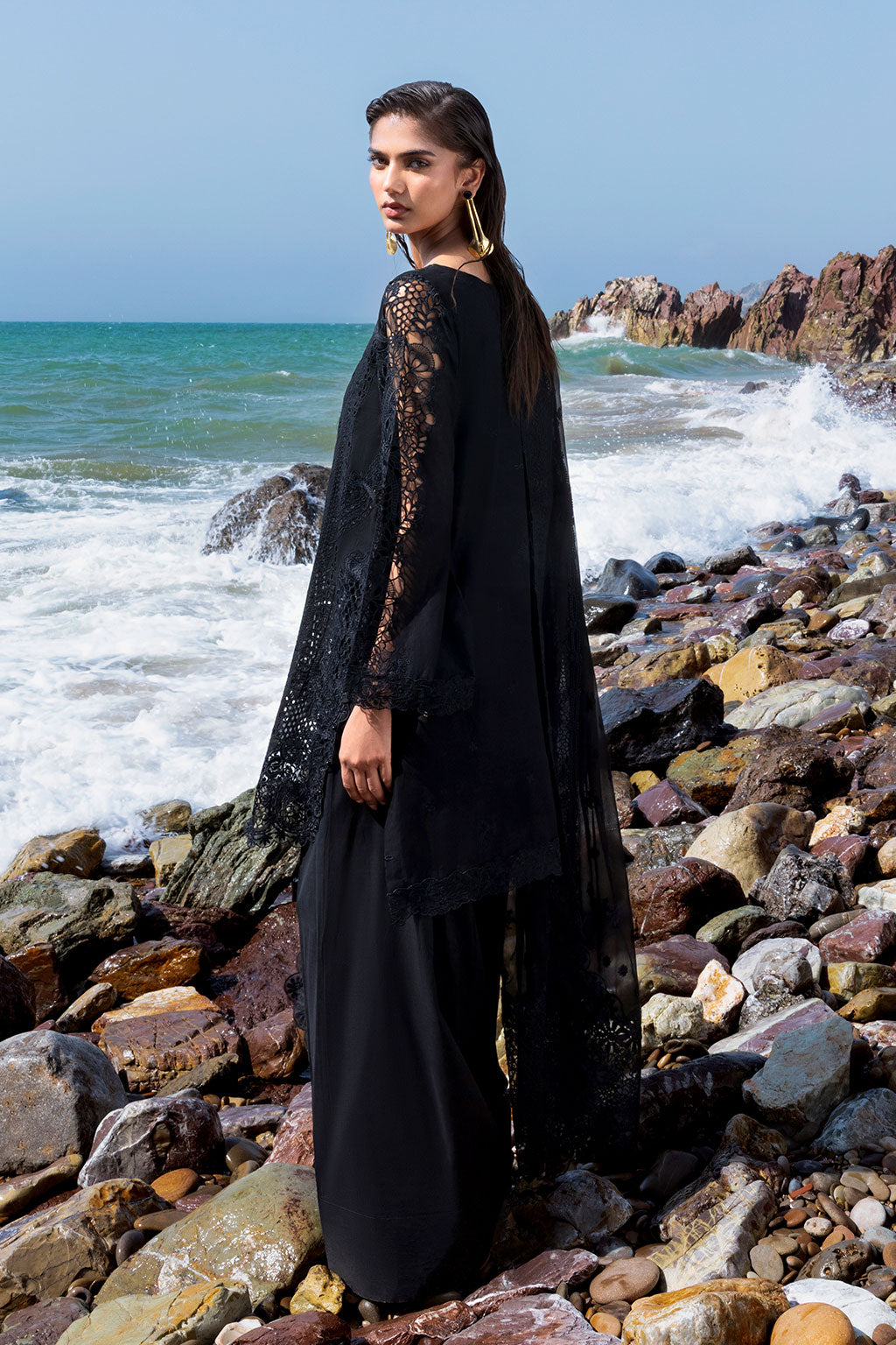 Afsanah | Lost in Waves |A-205
