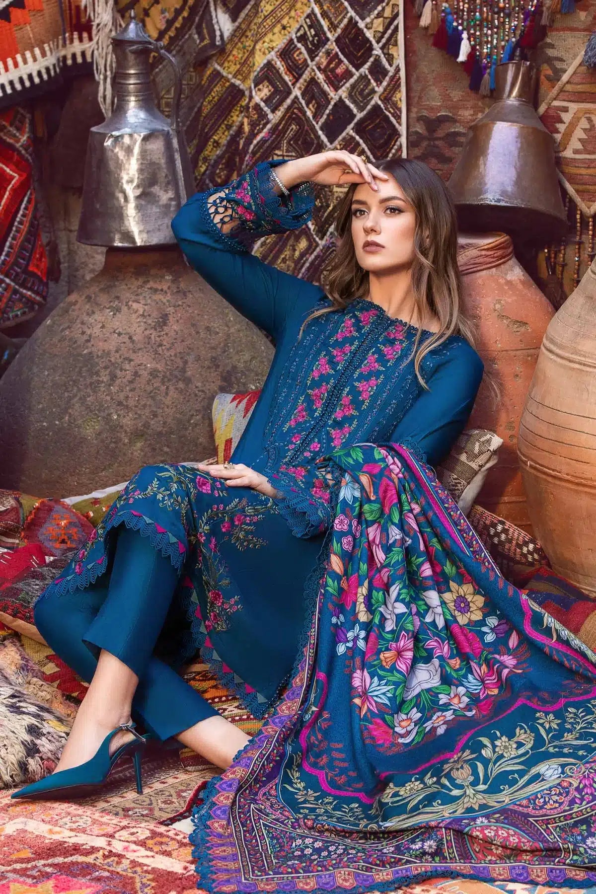 Maria B | M Prints Winter 23 | MPT-2004-B - Khanumjan  Pakistani Clothes and Designer Dresses in UK, USA 