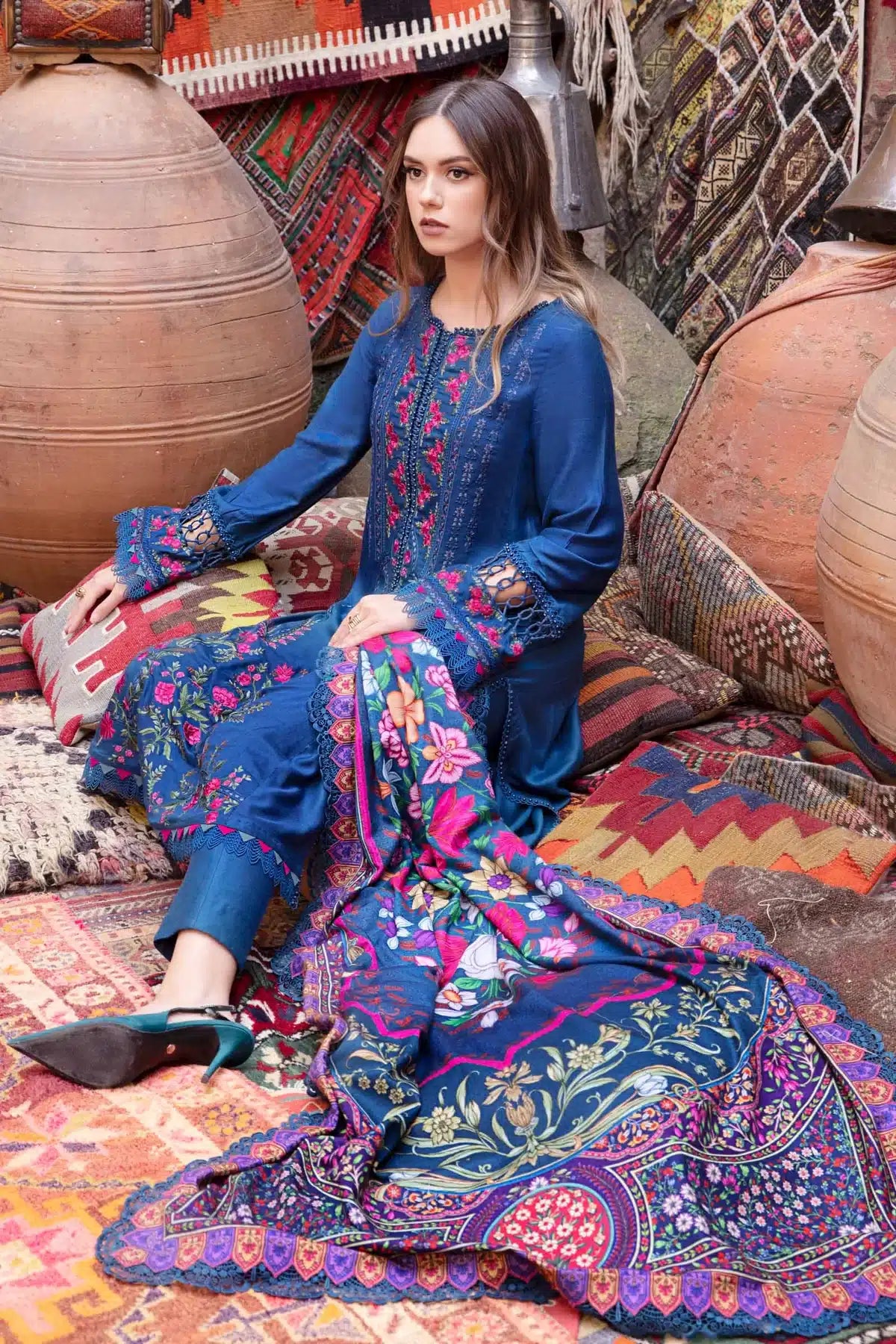 Maria B | M Prints Winter 23 | MPT-2004-B - Khanumjan  Pakistani Clothes and Designer Dresses in UK, USA 