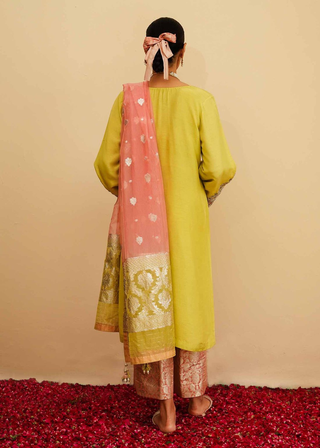 Mahgul | Eid Edit 2024 | Lemon Mint - Khanumjan  Pakistani Clothes and Designer Dresses in UK, USA 