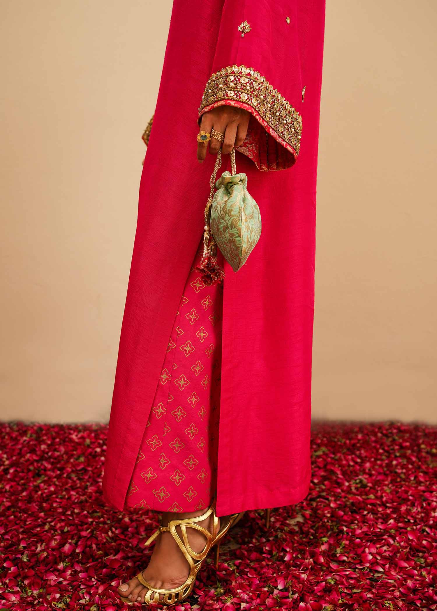 Mahgul | Eid Edit 2024 | Fuschia Rose - Khanumjan  Pakistani Clothes and Designer Dresses in UK, USA 