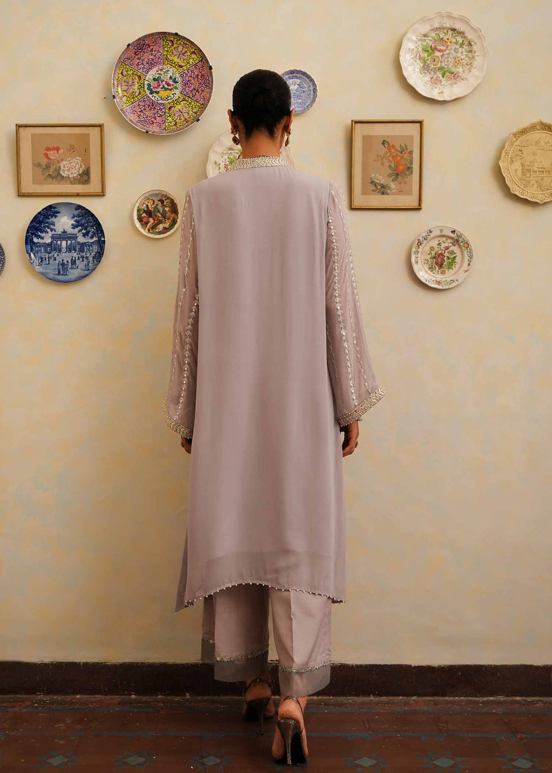 Mahgul | Eid Edit 2024 | Lavender Lines - Khanumjan  Pakistani Clothes and Designer Dresses in UK, USA 