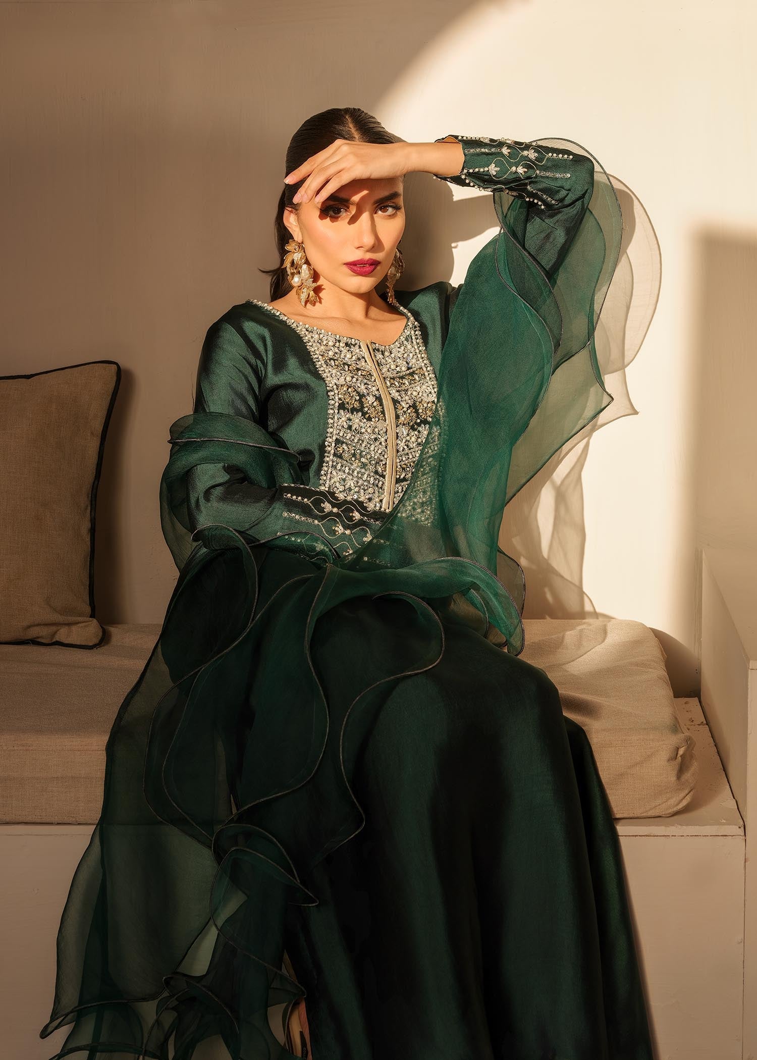 Mahum Asad | Raising The Bar | Icon - Khanumjan  Pakistani Clothes and Designer Dresses in UK, USA 