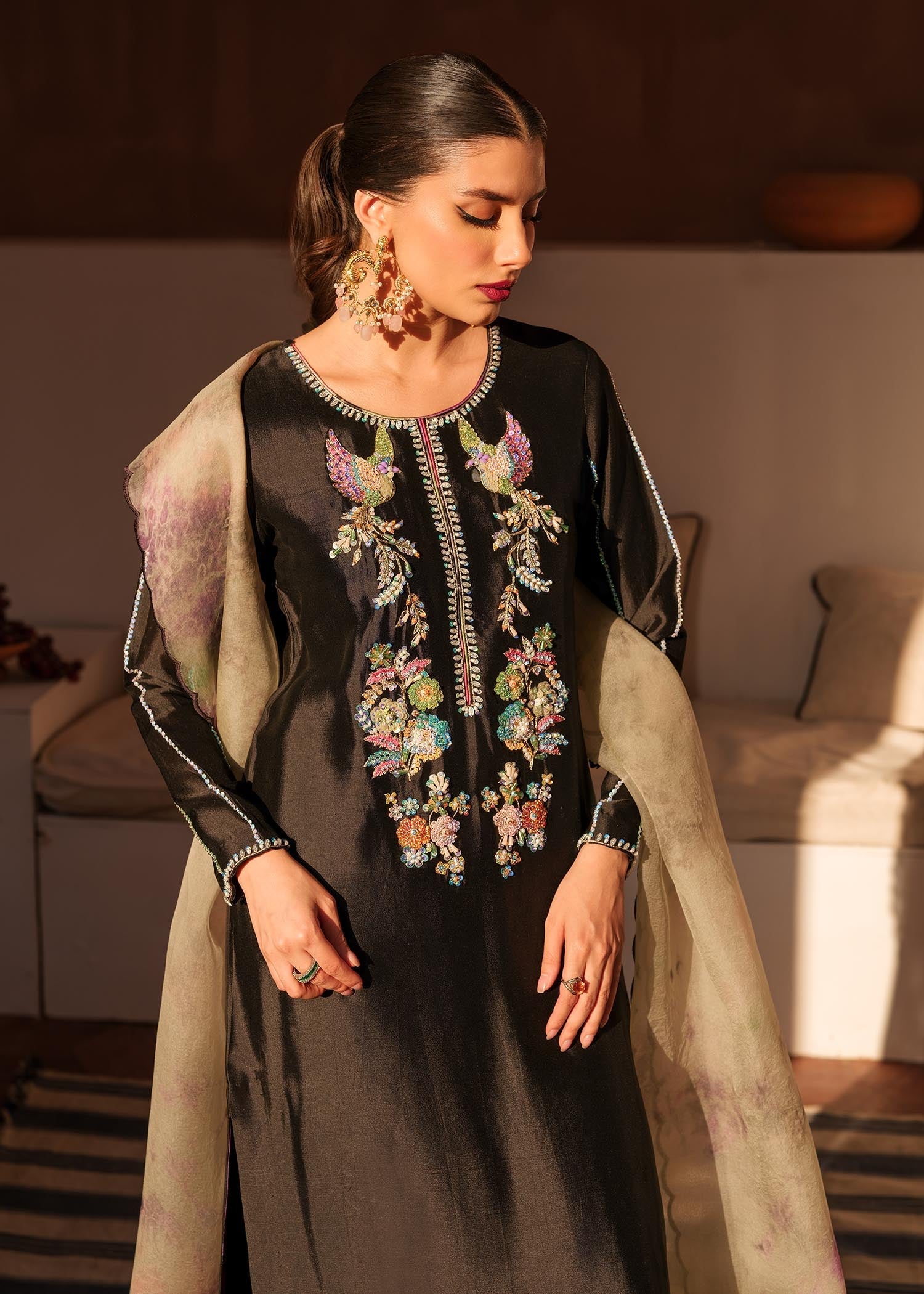 Mahum Asad | Raising The Bar | Vixen - Khanumjan  Pakistani Clothes and Designer Dresses in UK, USA 