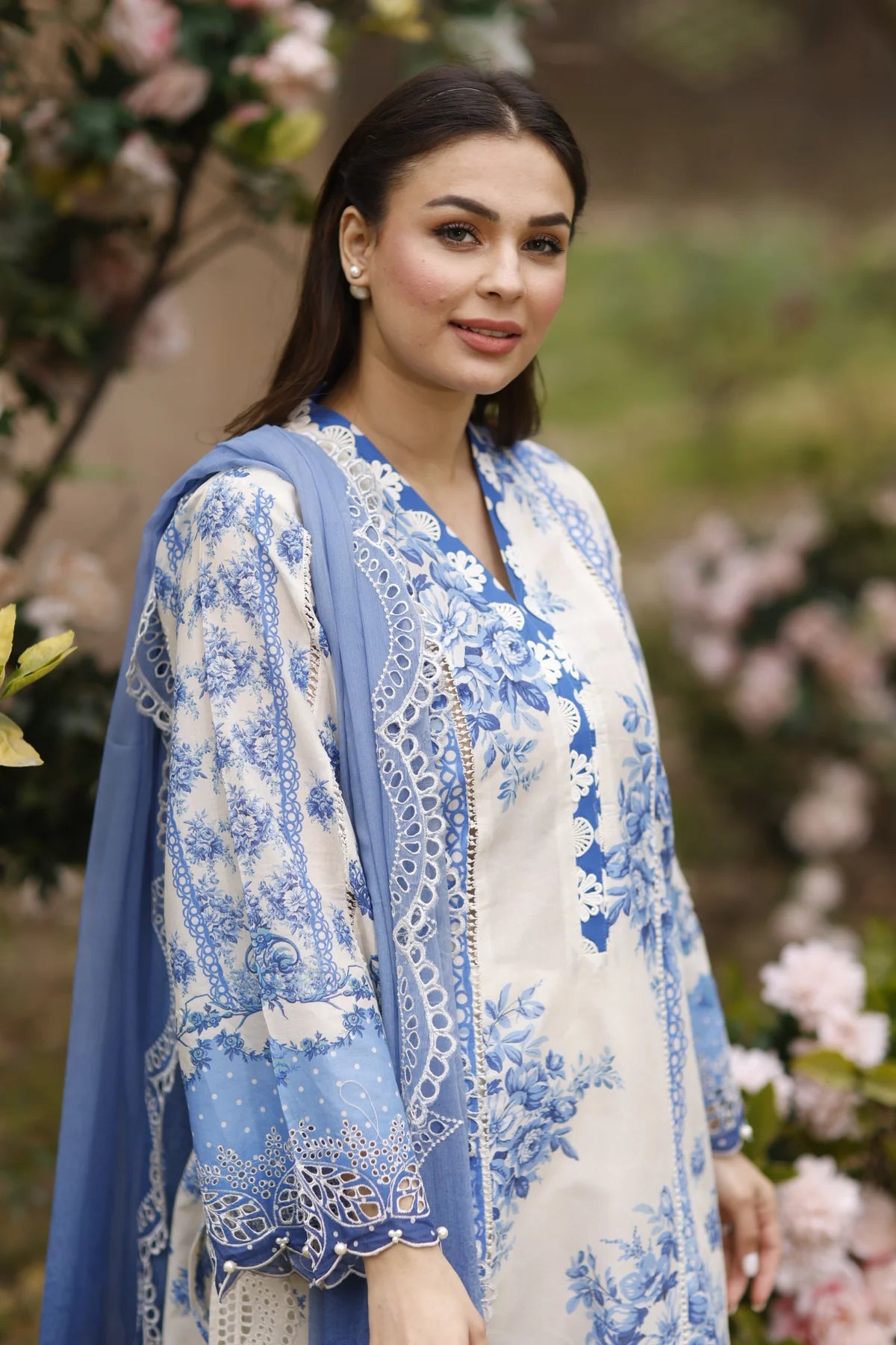 Manara | Vintage Flora 24 | Porcelain - Khanumjan  Pakistani Clothes and Designer Dresses in UK, USA 