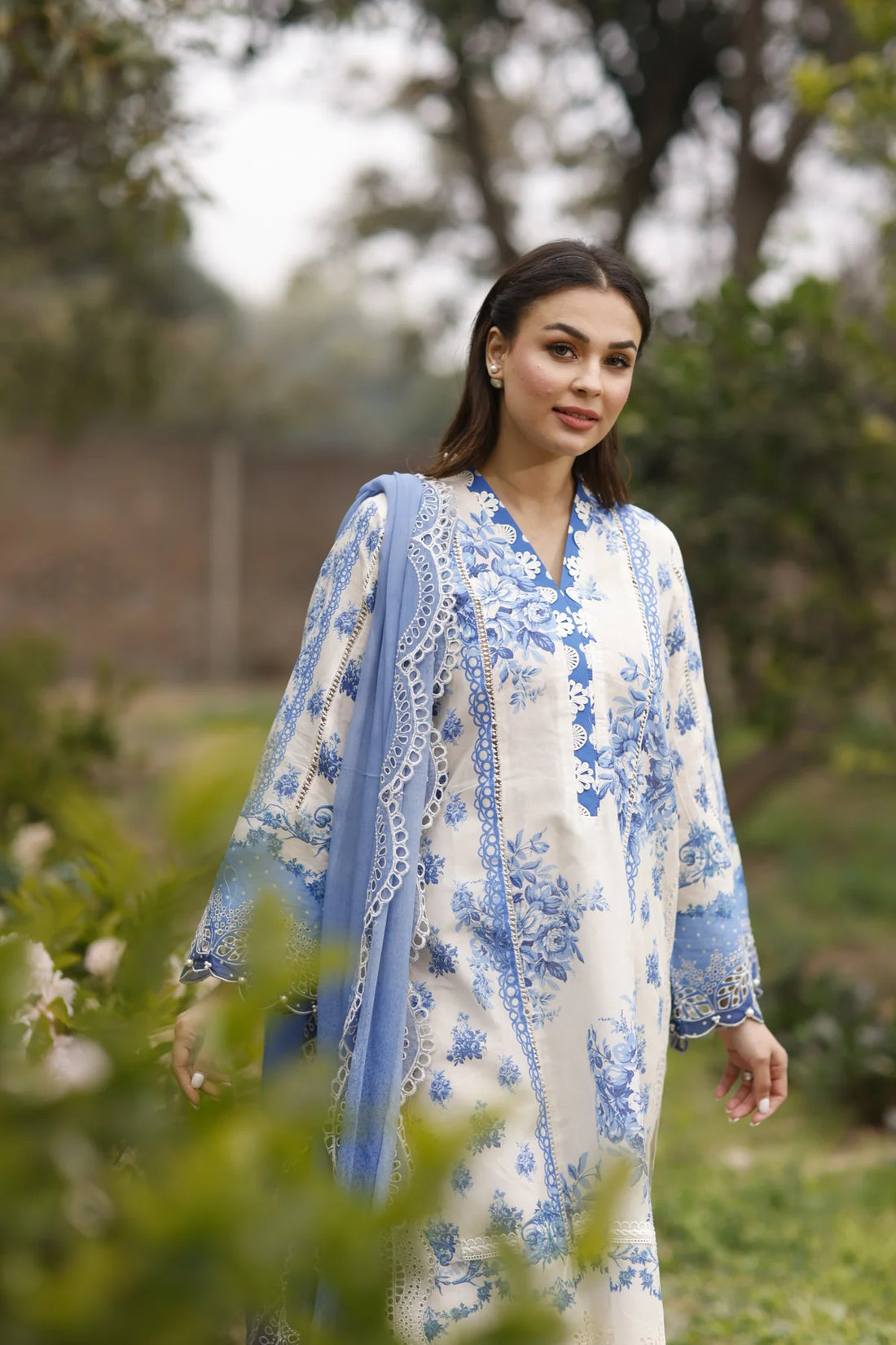 Manara | Vintage Flora 24 | Porcelain - Khanumjan  Pakistani Clothes and Designer Dresses in UK, USA 