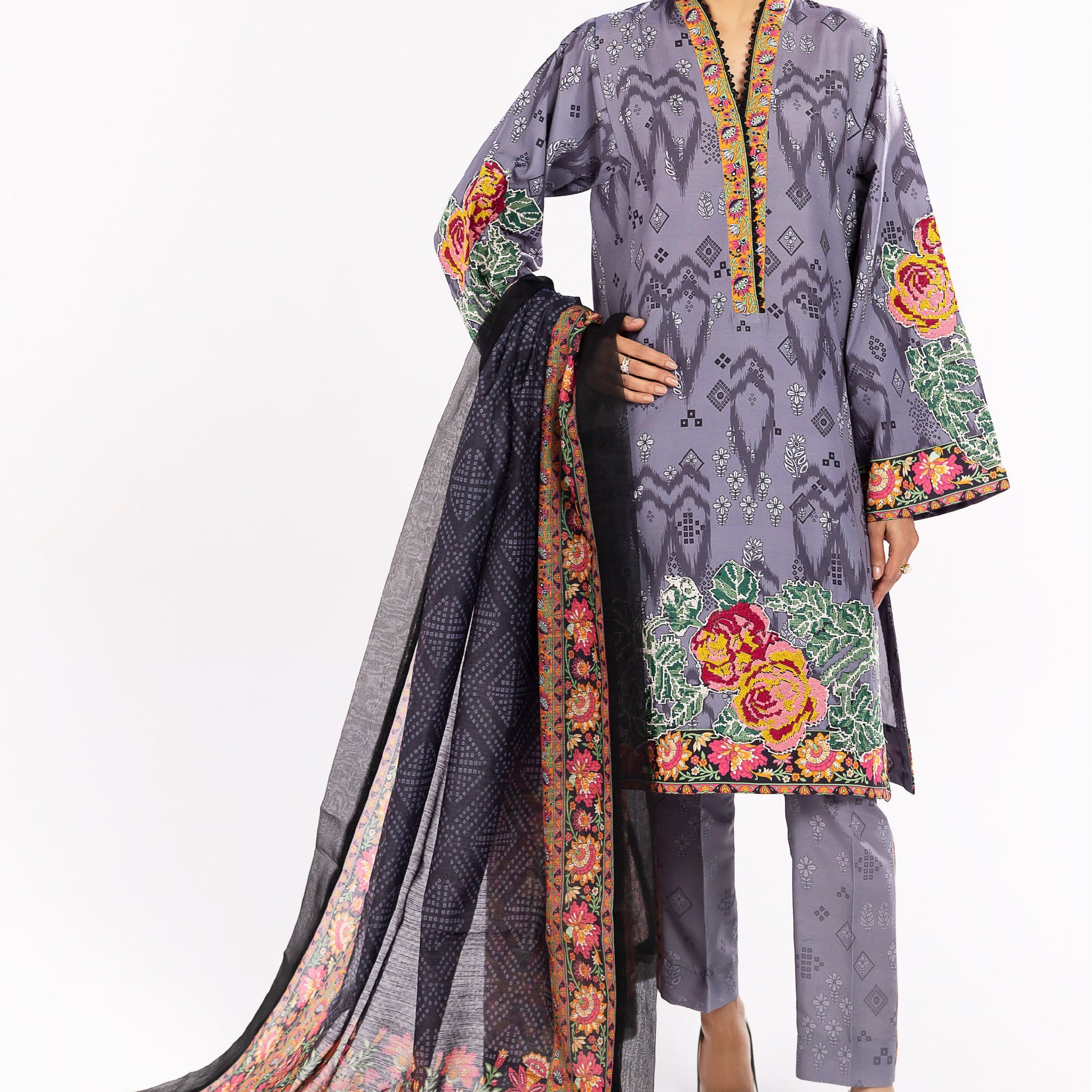 Maryum N Maria | Eid Luxury Lawn 24 | Nazm - Khanumjan  Pakistani Clothes and Designer Dresses in UK, USA 