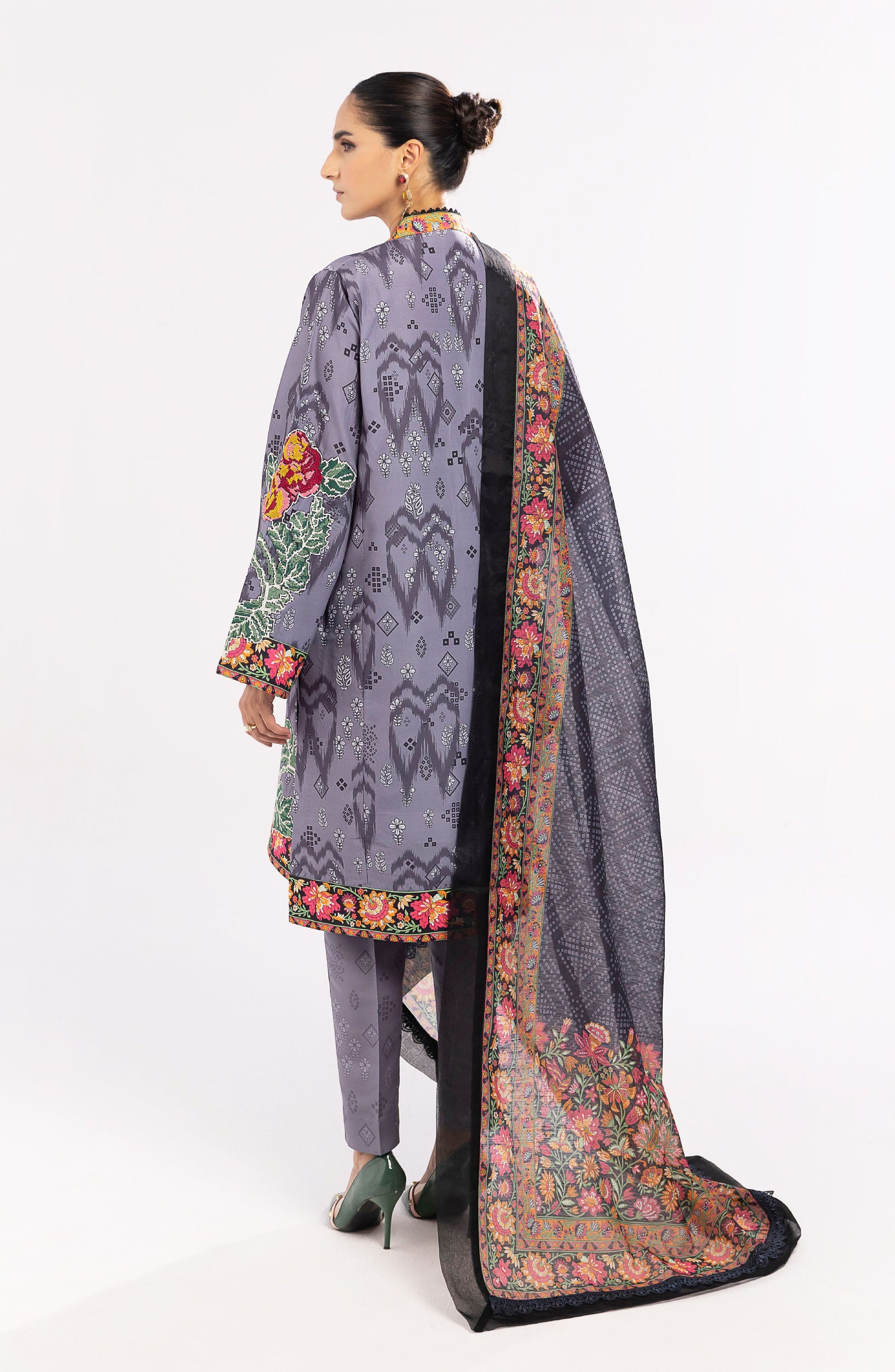 Maryum N Maria | Eid Luxury Lawn 24 | Nazm - Khanumjan  Pakistani Clothes and Designer Dresses in UK, USA 