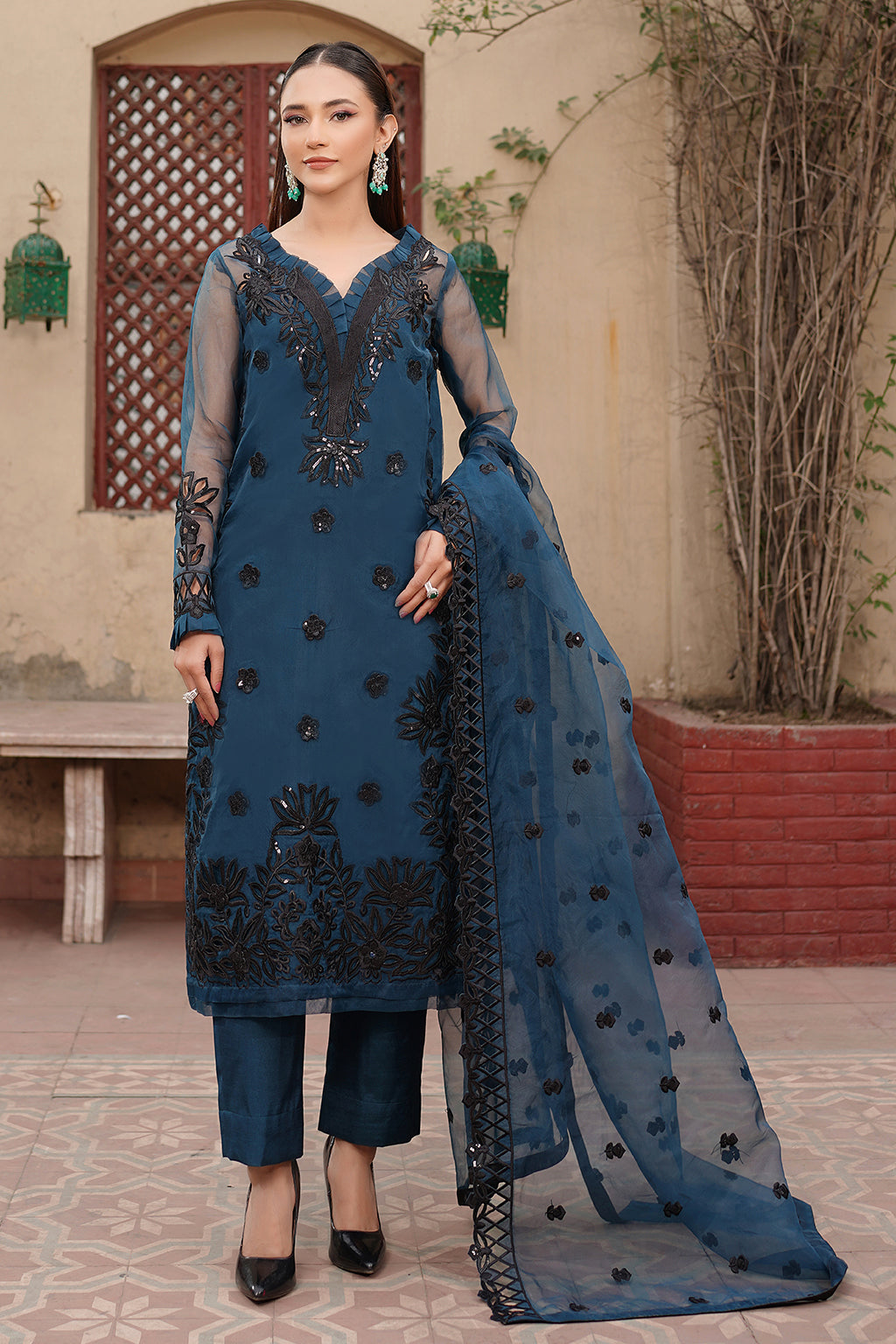 Maryams | Luxury Eid Pret | M-1102 - Khanumjan  Pakistani Clothes and Designer Dresses in UK, USA 