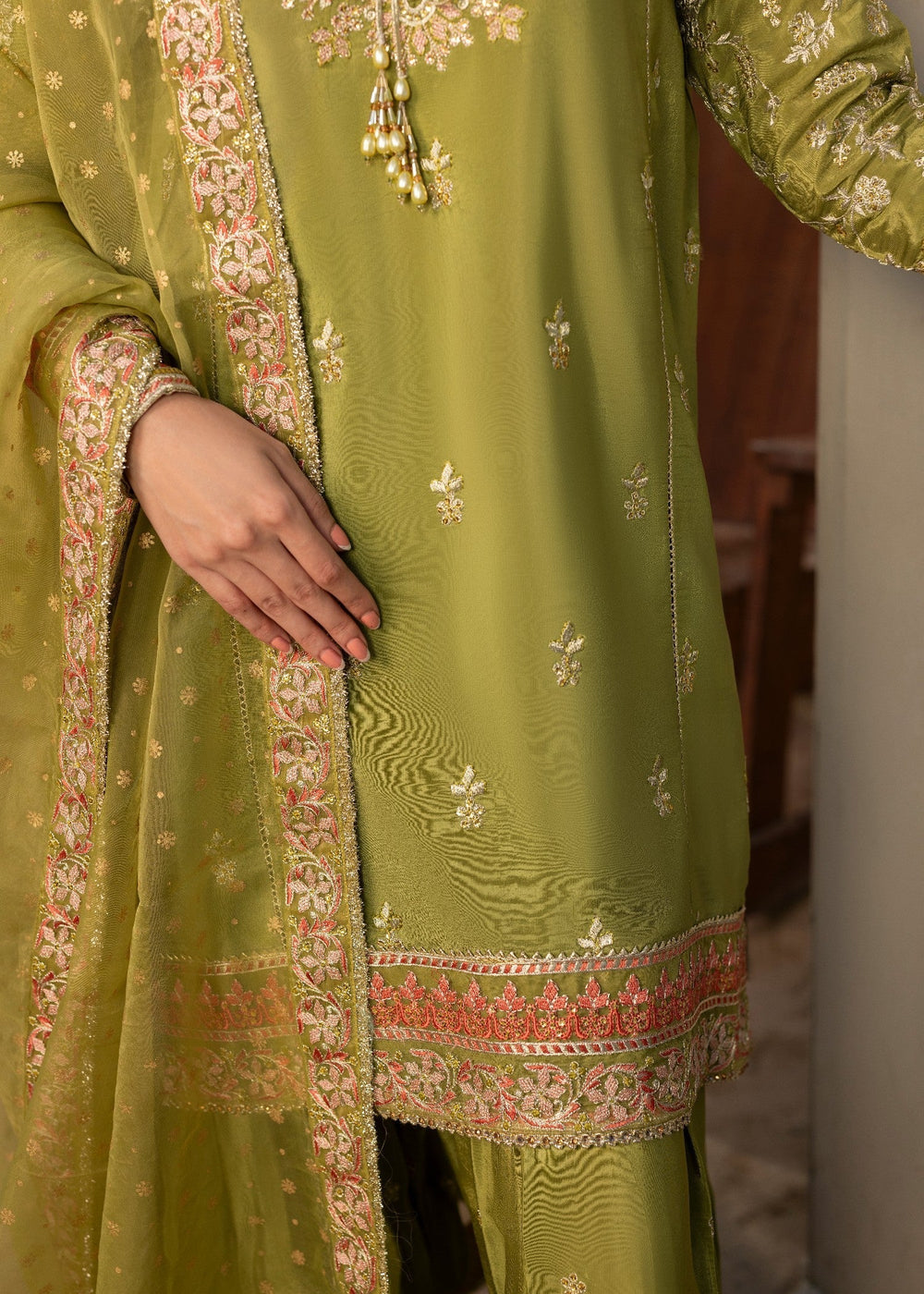 Diara Couture | Rangrez Luxe Pret |  DF-49 - OLIVE GREEN