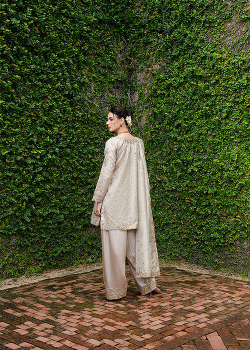 Haseens | Sifaar Formals | Areesa