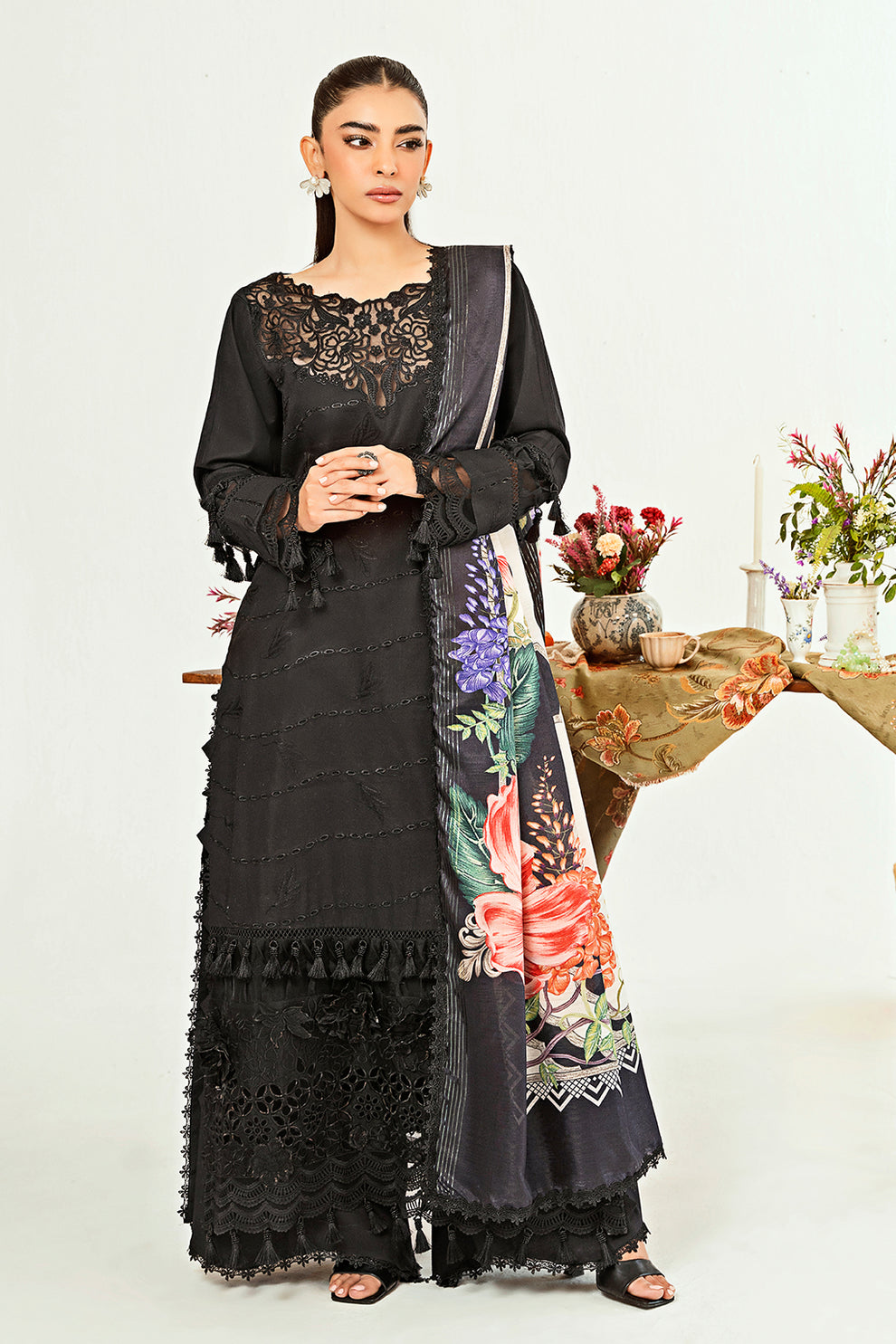 Neeshay | Zoella Lawn Collection | Amara - Khanumjan  Pakistani Clothes and Designer Dresses in UK, USA 