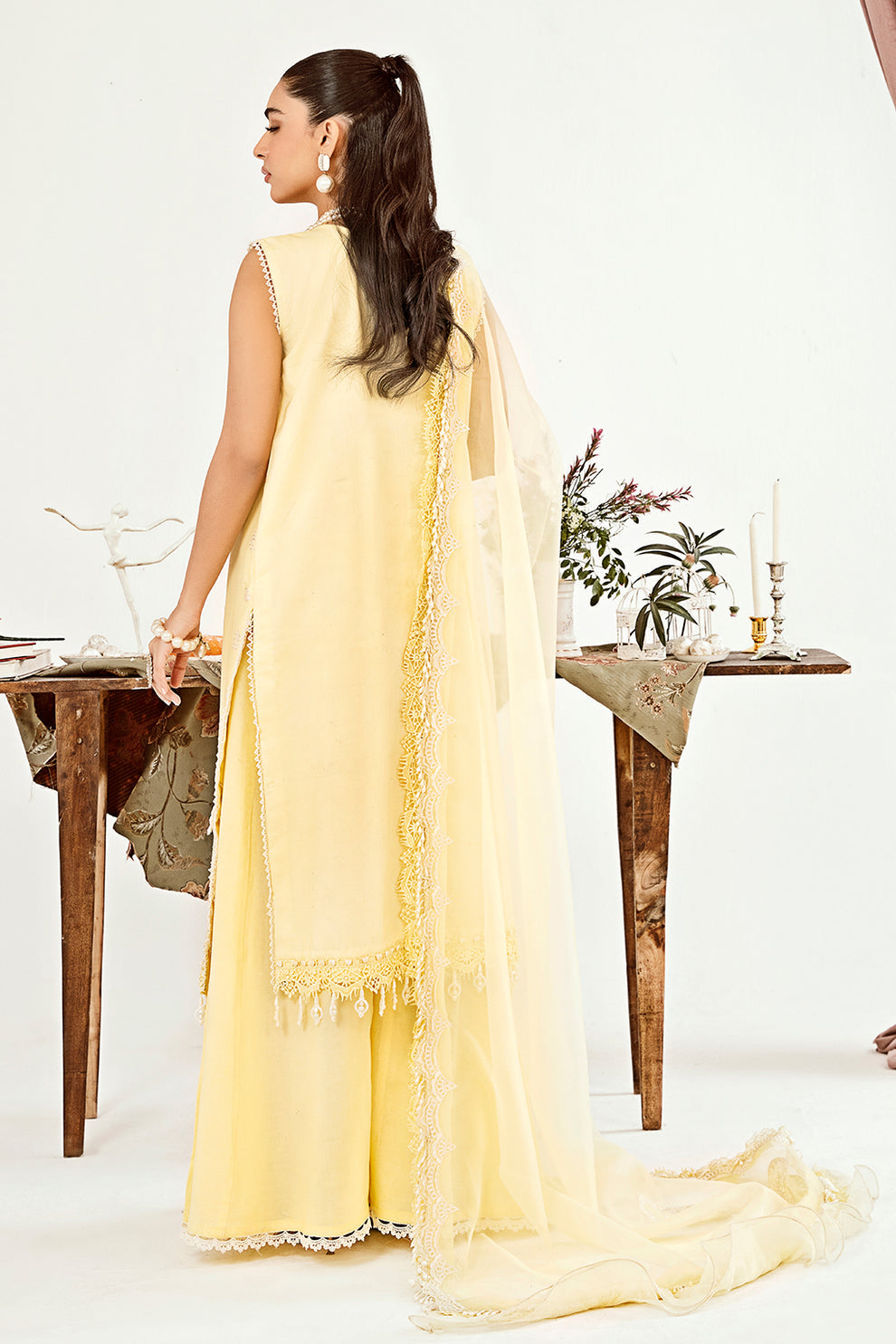 Neeshay | Zoella Lawn Collection | Ophelia - Khanumjan  Pakistani Clothes and Designer Dresses in UK, USA 
