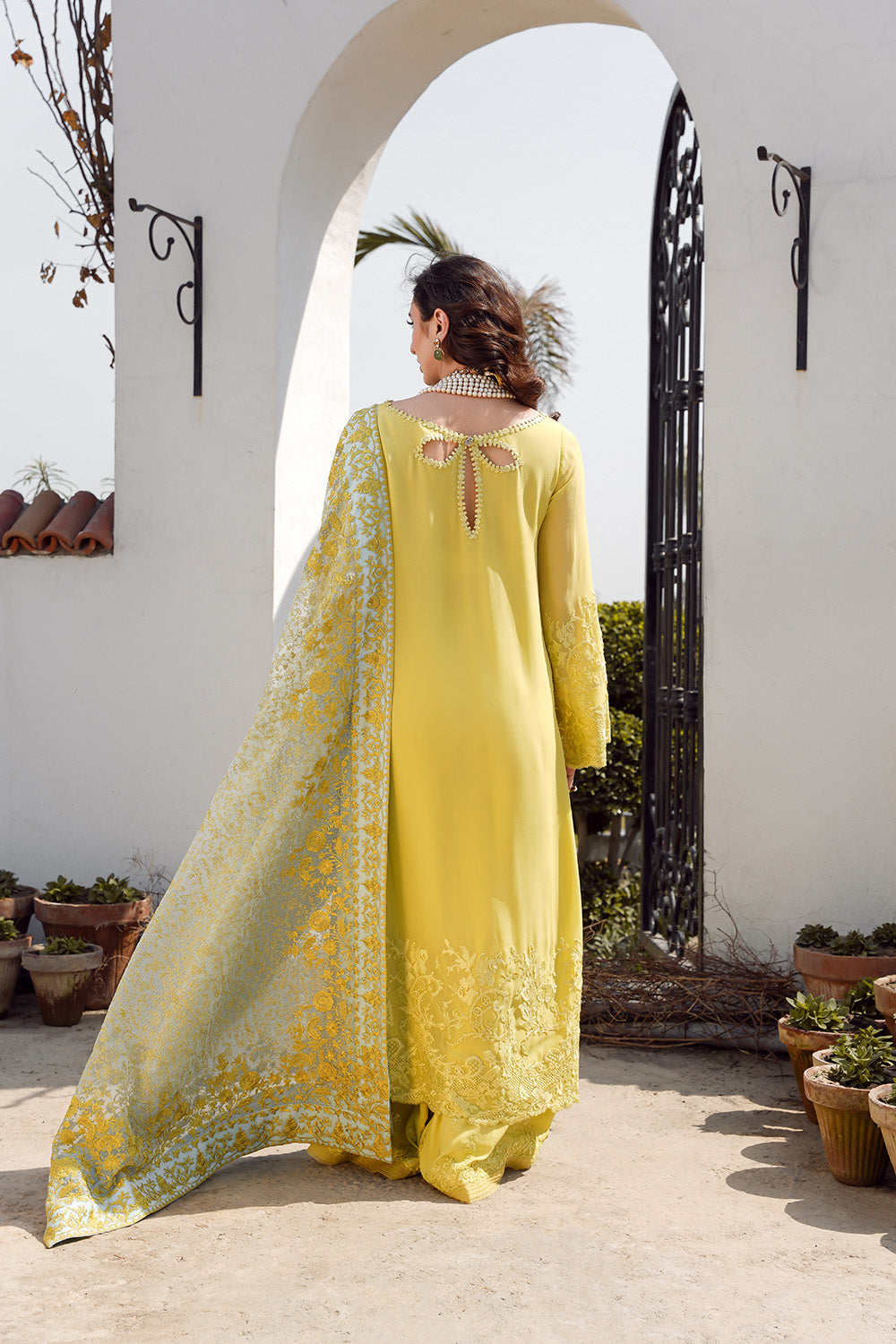 Nilofer Shahid | Verve Summer 24 | Evara (3pc) – Verve SS 24 - Khanumjan  Pakistani Clothes and Designer Dresses in UK, USA 