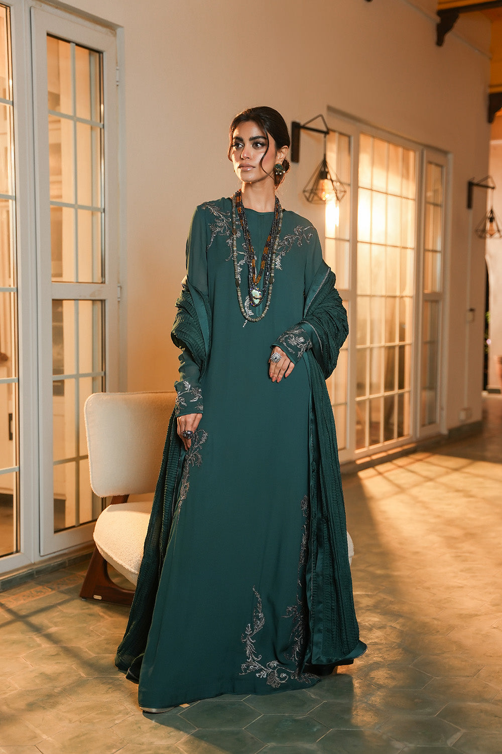 Nilofer Shahid | Verve Summer 24 | Sassy Spirit (3pc) – Verve SS 24 - Khanumjan  Pakistani Clothes and Designer Dresses in UK, USA 