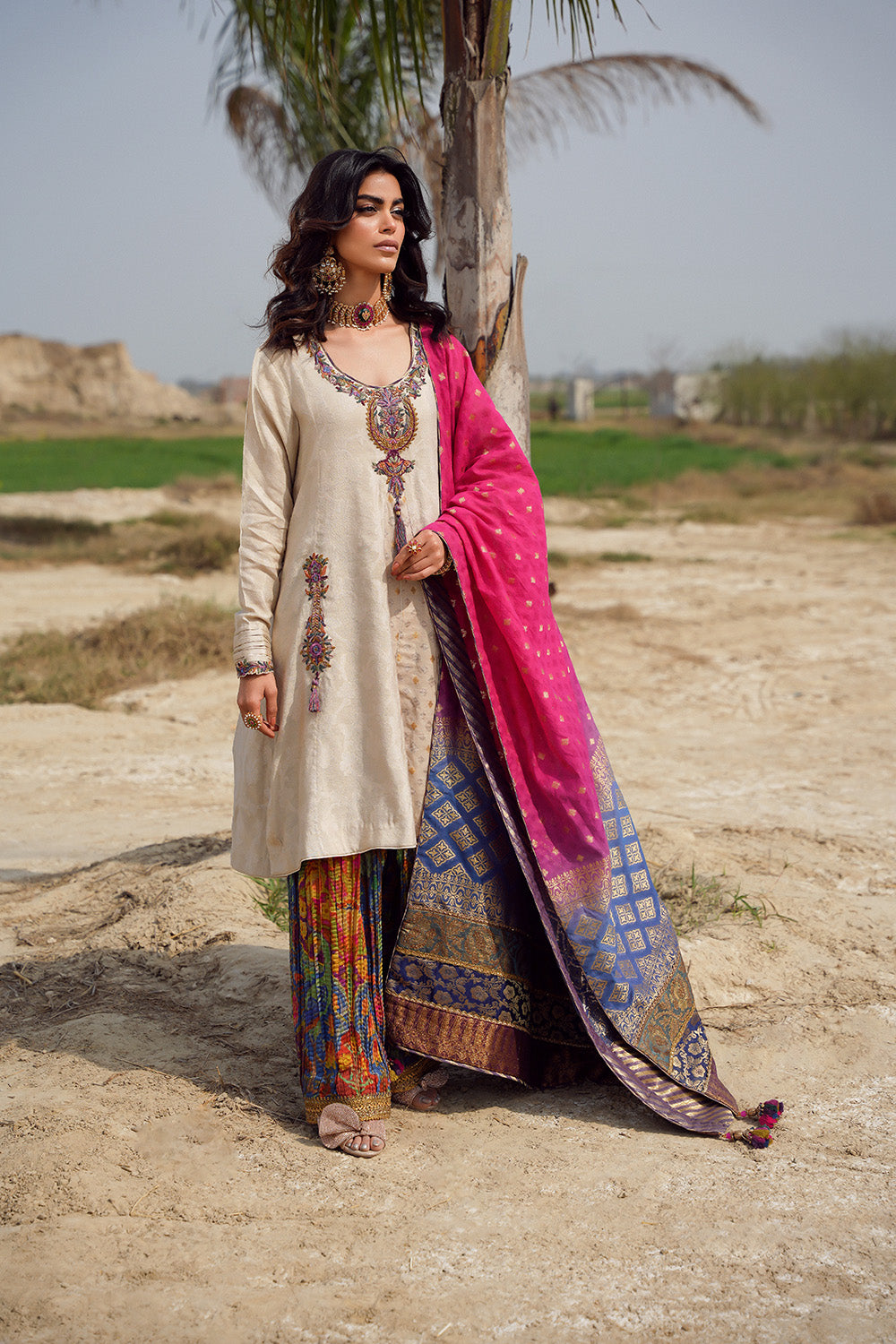 Nilofer Shahid | Verve Summer 24 | Verena (3pc) – Verve SS 24 - Khanumjan  Pakistani Clothes and Designer Dresses in UK, USA 