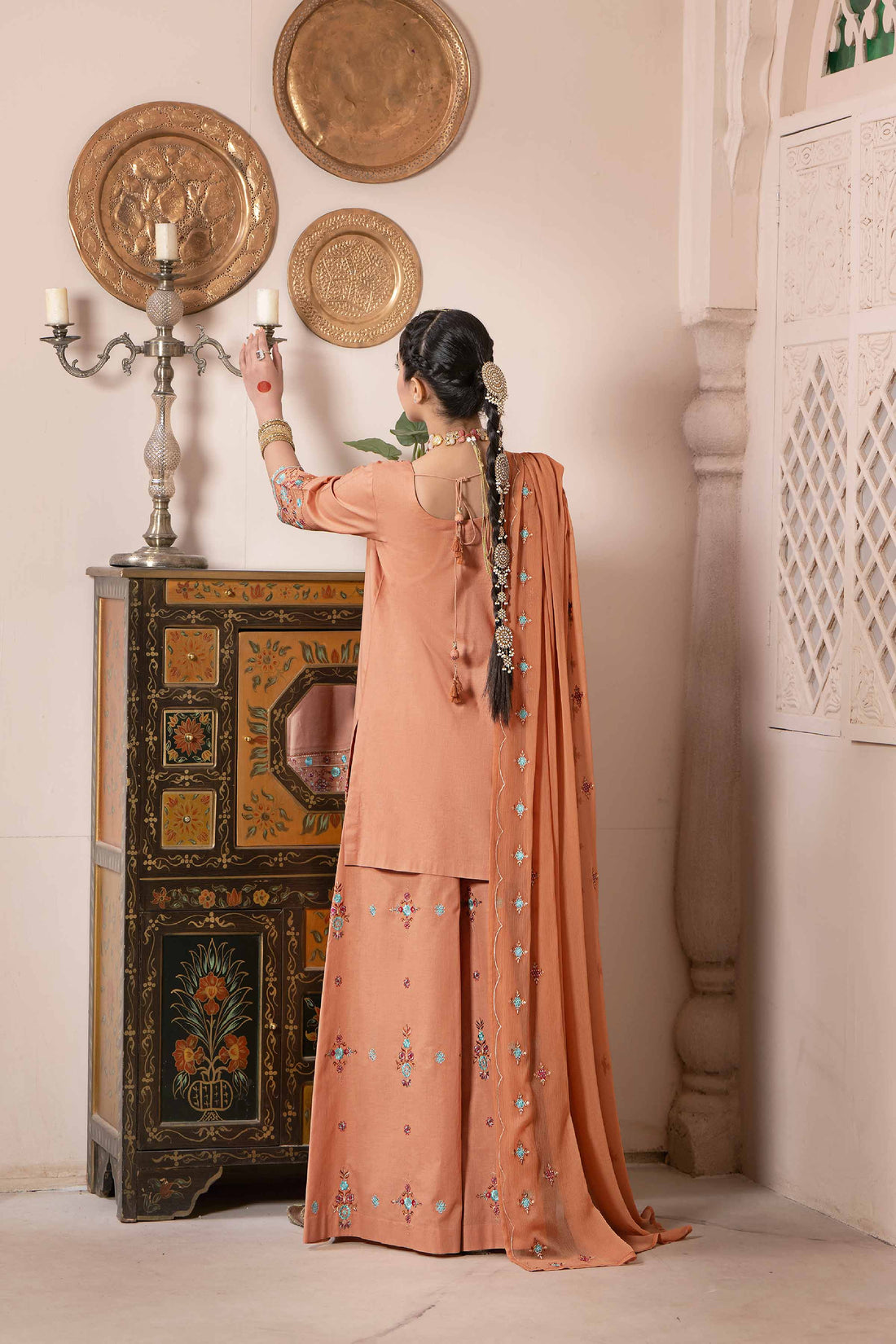 Nishat Linen | Luxury Collection 24 | KFE24-18 - Khanumjan  Pakistani Clothes and Designer Dresses in UK, USA 