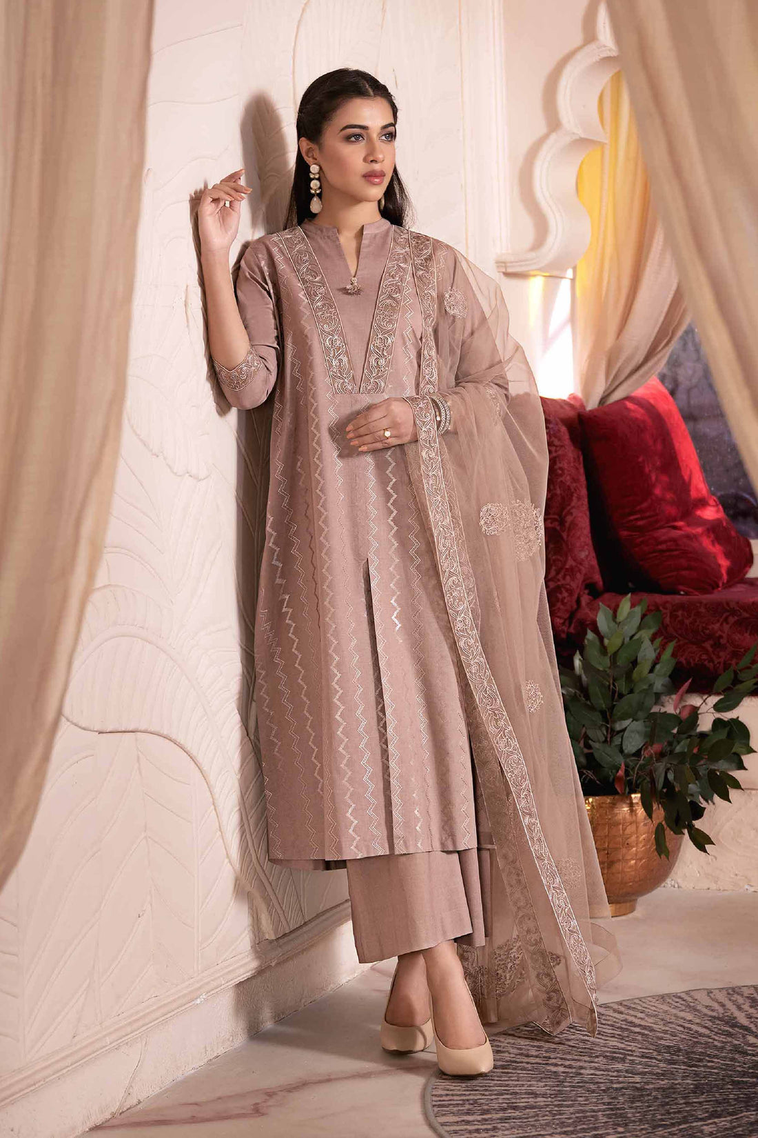 Nishat Linen | Luxury Collection 24 | KFE24-21 - Khanumjan  Pakistani Clothes and Designer Dresses in UK, USA 