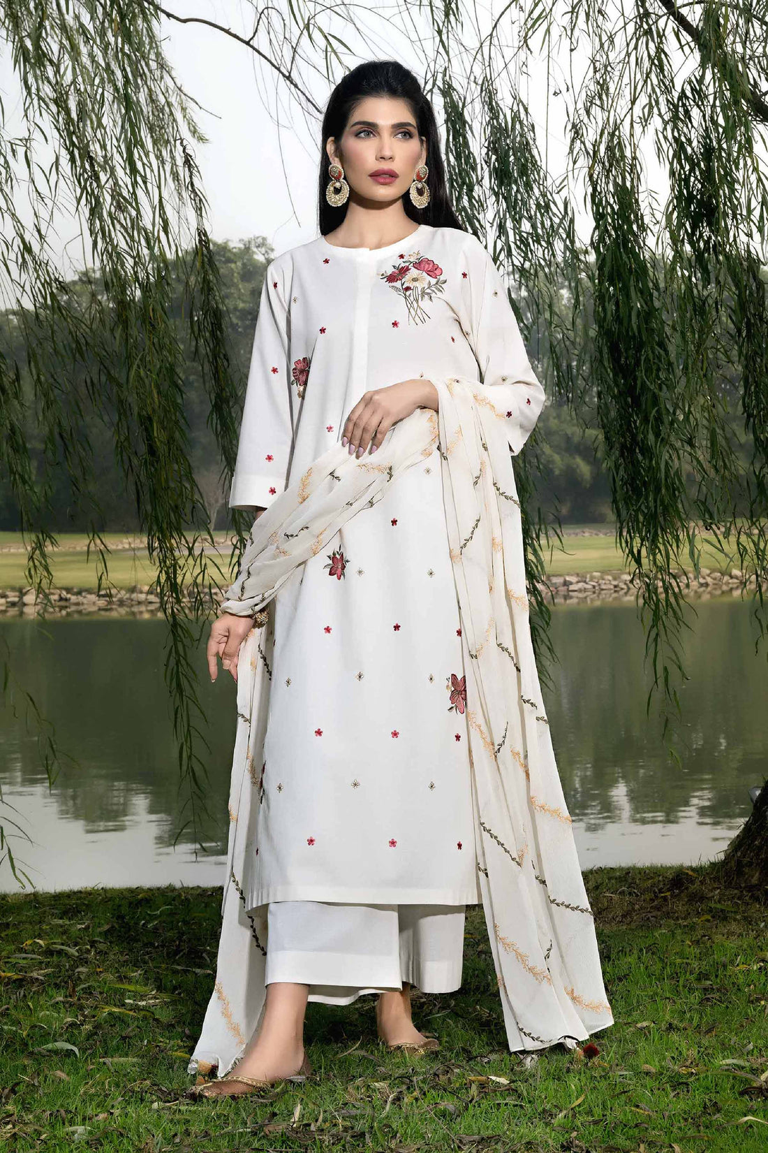 Nishat Linen | Luxury Collection 24 | KFS24-33 - Khanumjan  Pakistani Clothes and Designer Dresses in UK, USA 