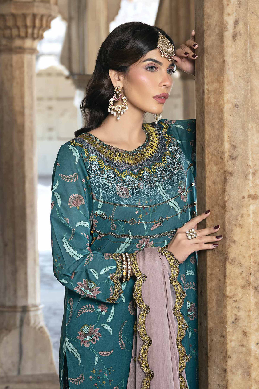 Nishat Linen | Luxury Collection 24 | KFS24-34 - Khanumjan  Pakistani Clothes and Designer Dresses in UK, USA 